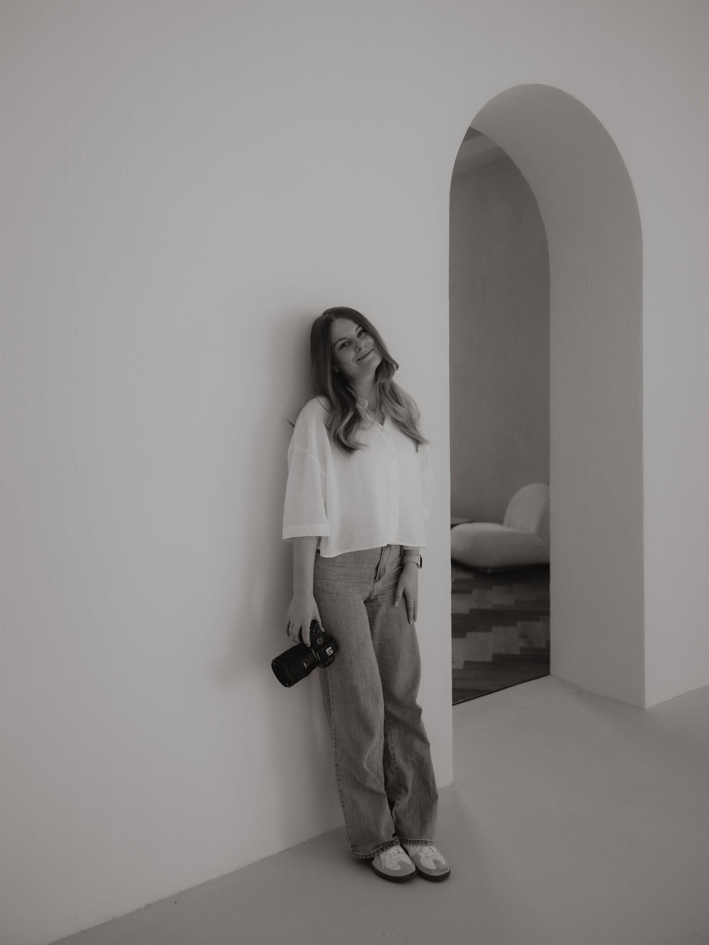 365 / 365 🤍

woowii &amp; scho bald ischs 2025 verbii. 💫 ich bi sooo dankbar f&uuml;r alli begegnige &amp; f&uuml;rs vertraue welles mir &amp; minere arbet au das joor widdr gsch&auml;nkt worde isch. 📷🫶🏻 danke tuuusig!🤍
ich freu mi scho sehr uf