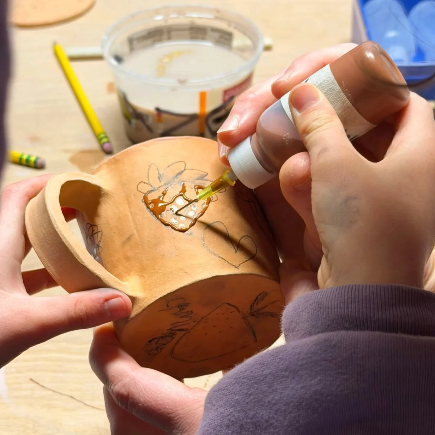 There's something that just hits different when what you're doing as an artist inspires a child.  It's a humbling reminder that it's our job to get out of the way and support them in their own artistic journeys.  What an absolute honor. 💕

#glazetra