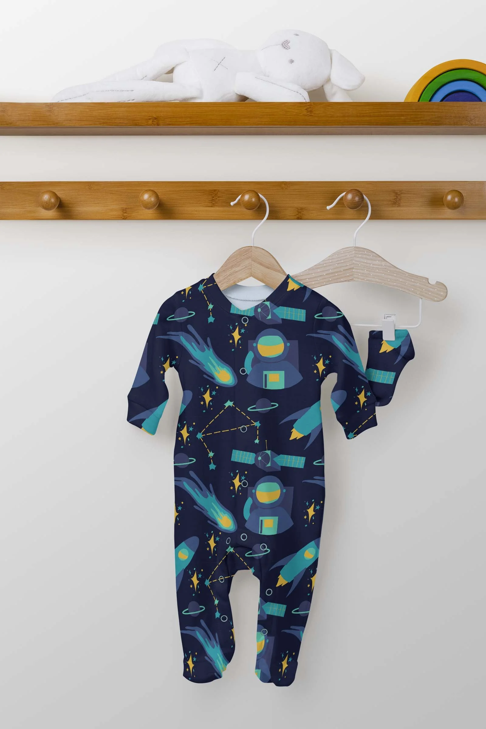 Fish_Elle_Space_Mockup.jpg