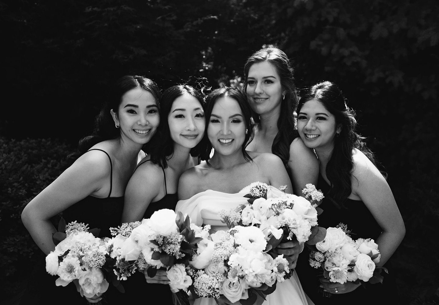 Happy International Women&lsquo;s Day! ❤️
To all the amazing individuals who stand by us, support us, and lift us up❤️

Wedding planner @eternitymomentswedding
Photography @jon.tieh 
Floral &amp; Decor @infinityeventdesign
@peoniesfineflowers 
DJ @de