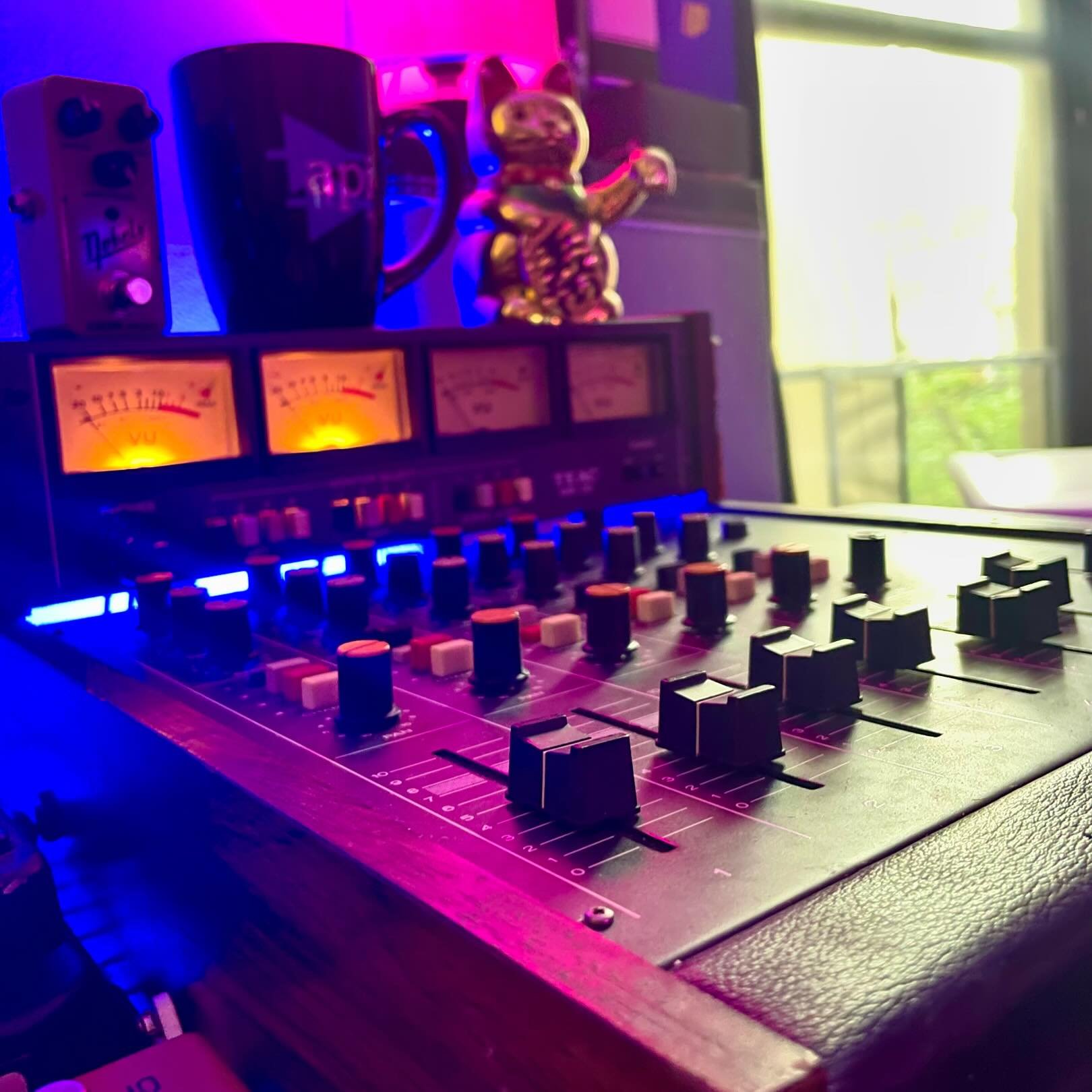 I love running drums, bass &amp; guitars through this old Teac mixer for some saturation in a mix. It sounds great!🎚️🎚️🎚️
.
.
.
#mix #analog #mixingboard #saturation #production #audioengineer #recordproducer #musician #homestudio #recordingstudio