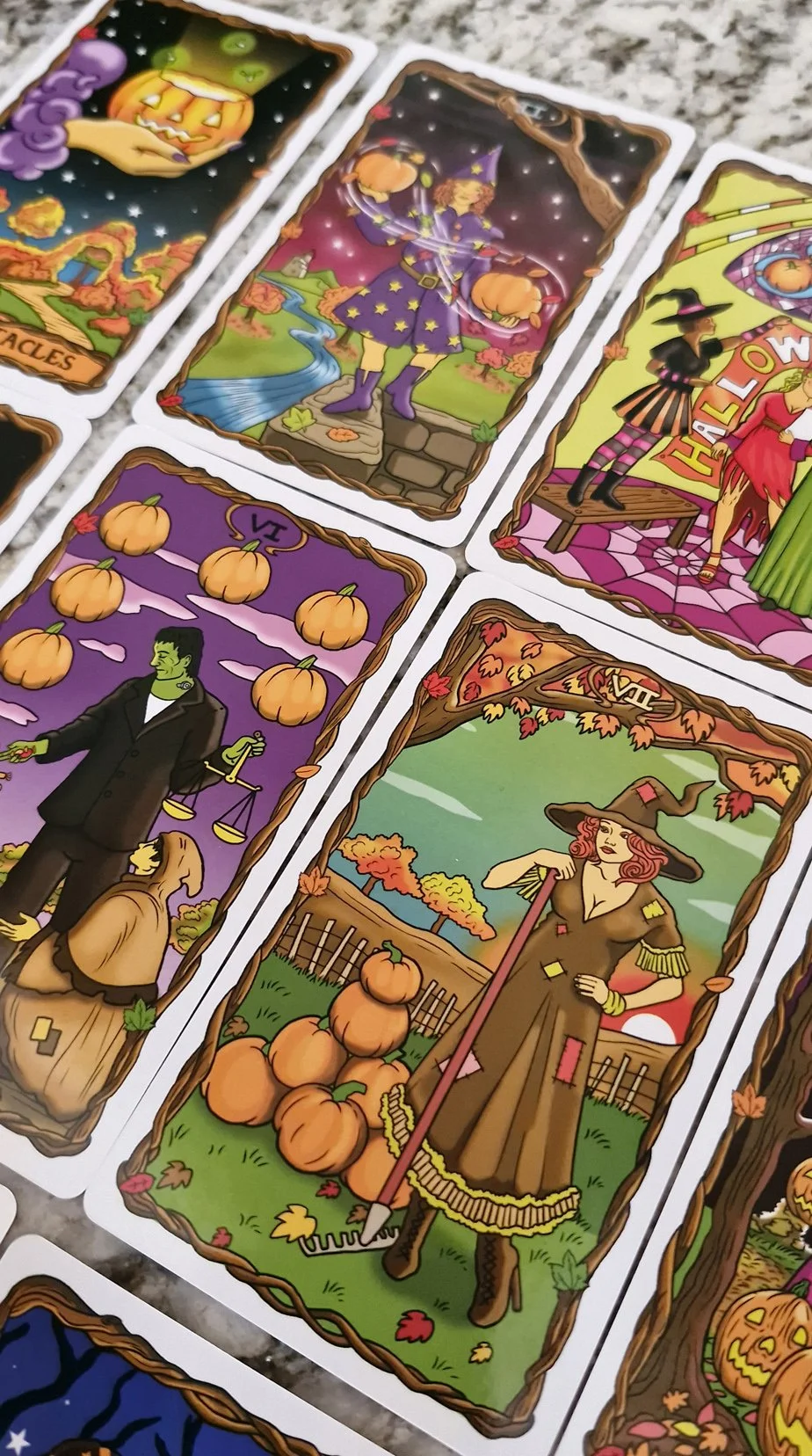 all-hallows-eve-tarot-18.jpg