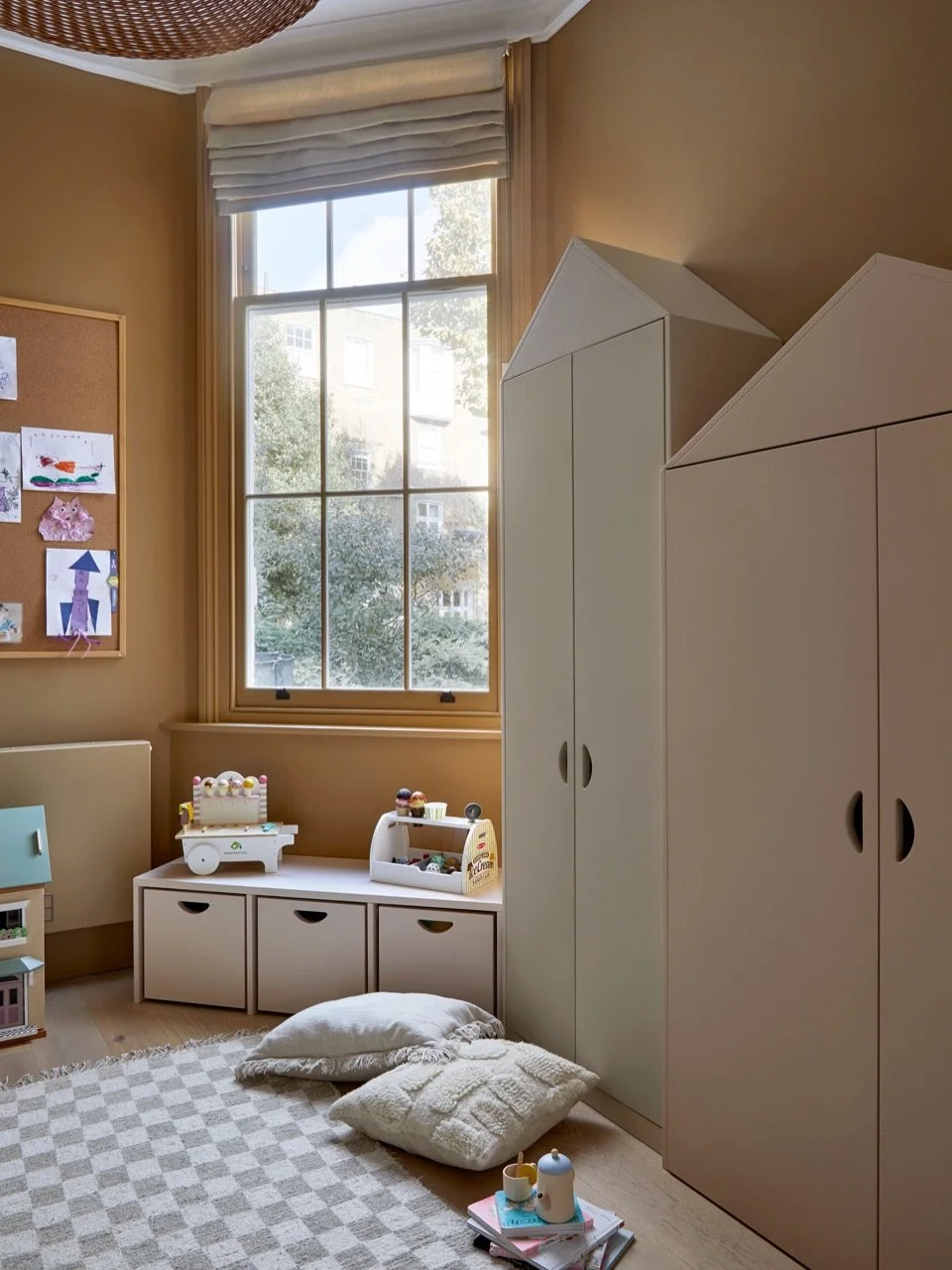 A Sunday well spent brings a week of content&hellip;.. 
.
Last day of the school holidays for many. Any plans for the final hurdle? Whatever you do have fun and enjoy&hellip; back to the routine tomorrow. 🍦🍦🍦
.
(This room always reminds me of sunn