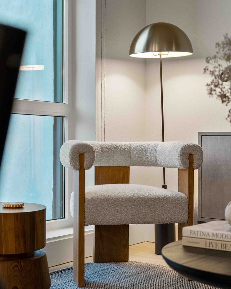Presenting Aster, an architectural marvel that celebrates Long Beach&rsquo;s vibrant, eclectic style, combining classic old-school glamor with modern Art Deco touches.

Brand: Aster Long Beach

Client: Raintree Partners, Greystar

Scope: Video Produc