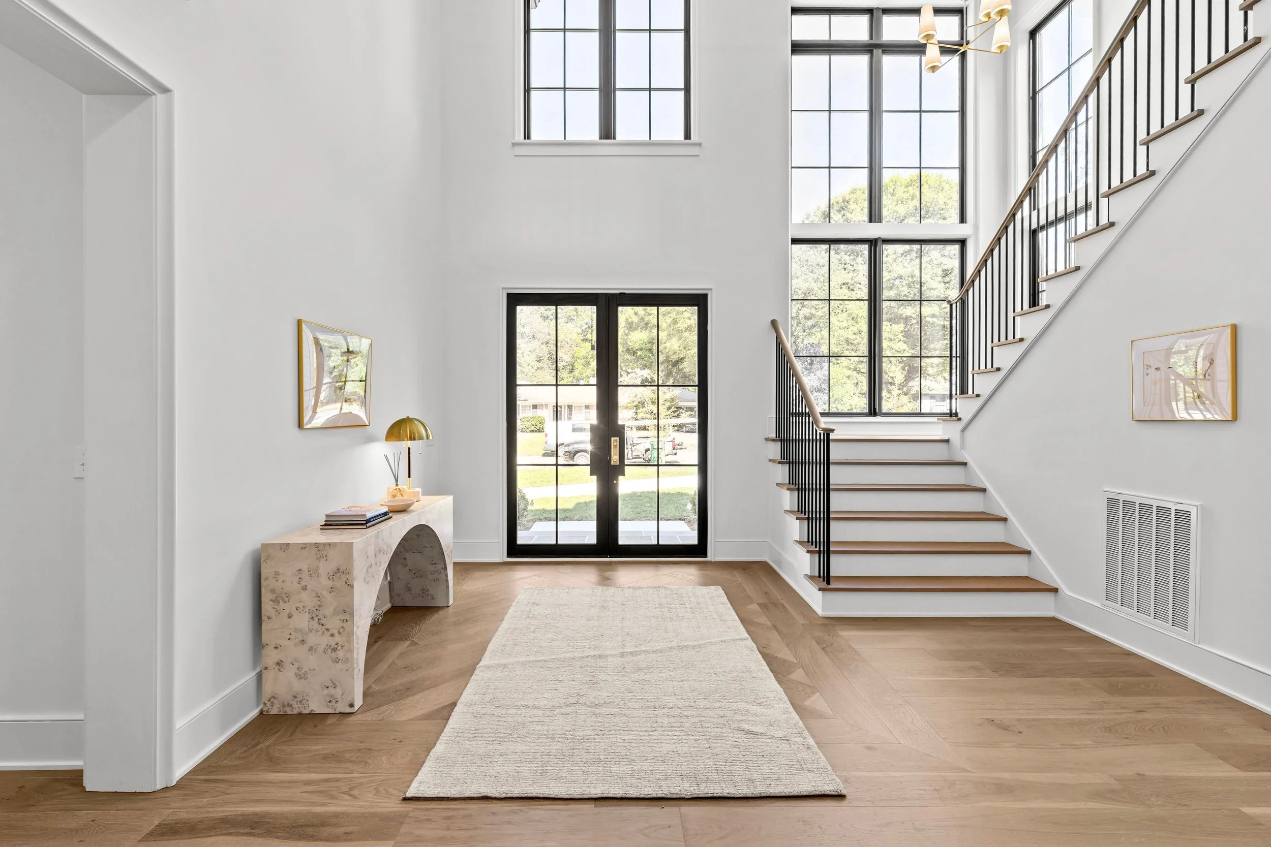 1321 Ferncliff Entry 1.jpg