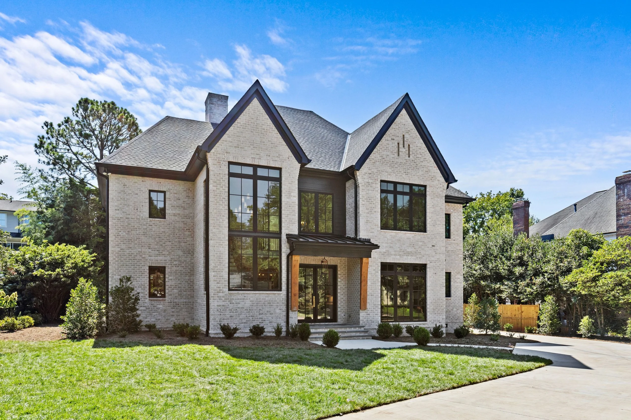 1321 Ferncliff Ext.jpg