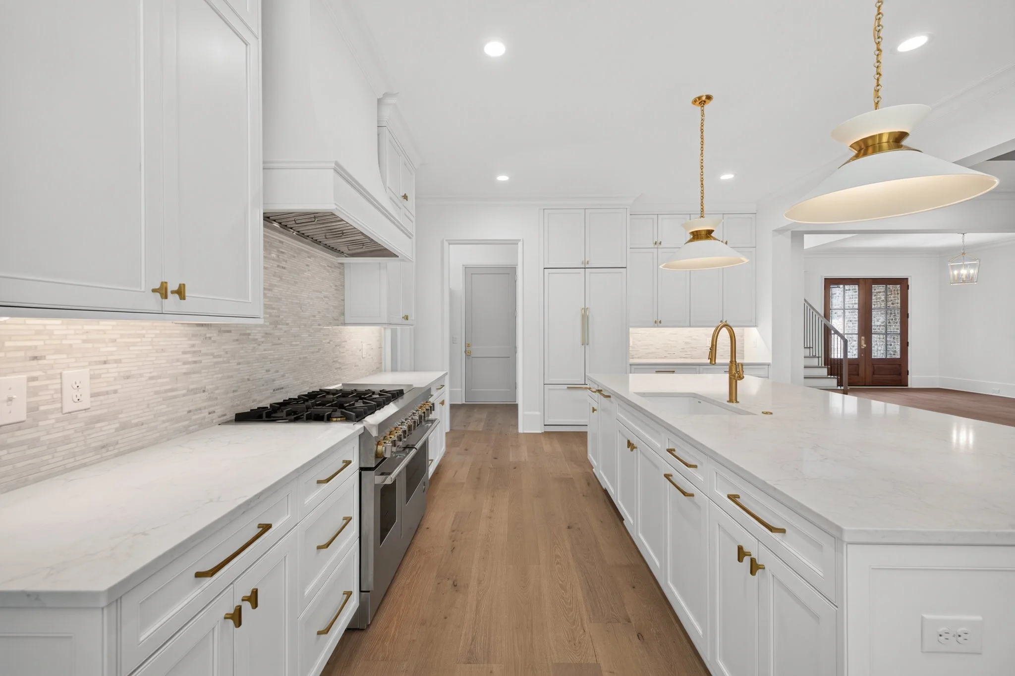 16809 Grande Vineyards Kitchen 4.jpg