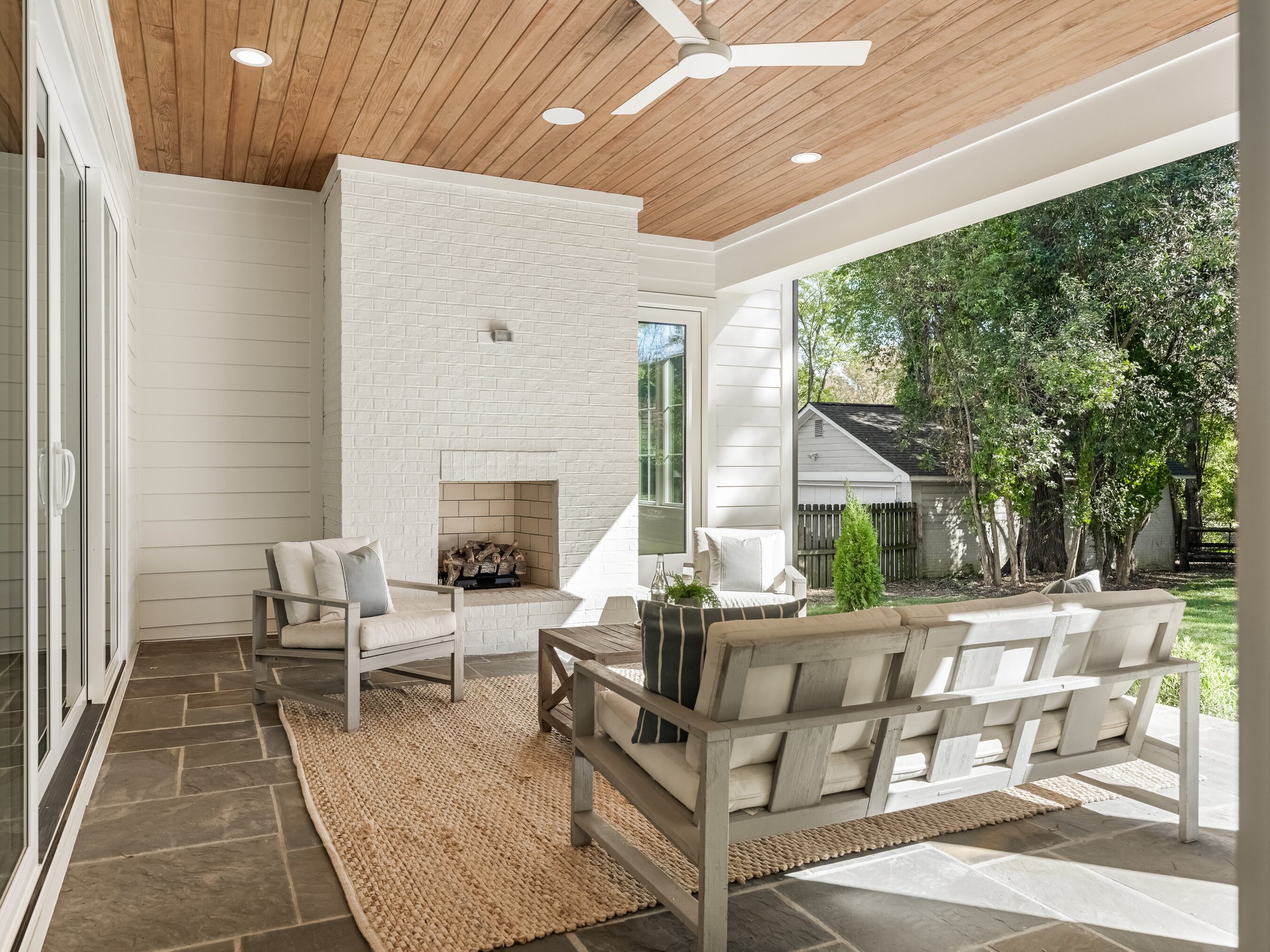 1511 Cavendish Patio.jpg