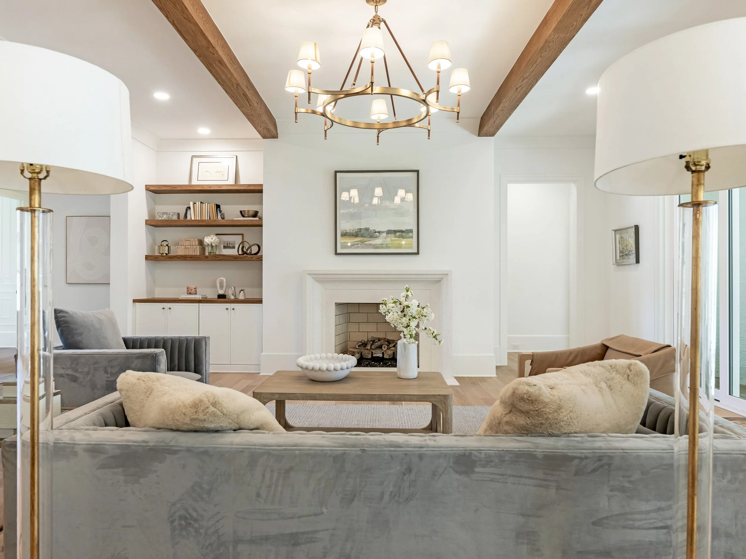 1511 Cavendish Living 2.jpg