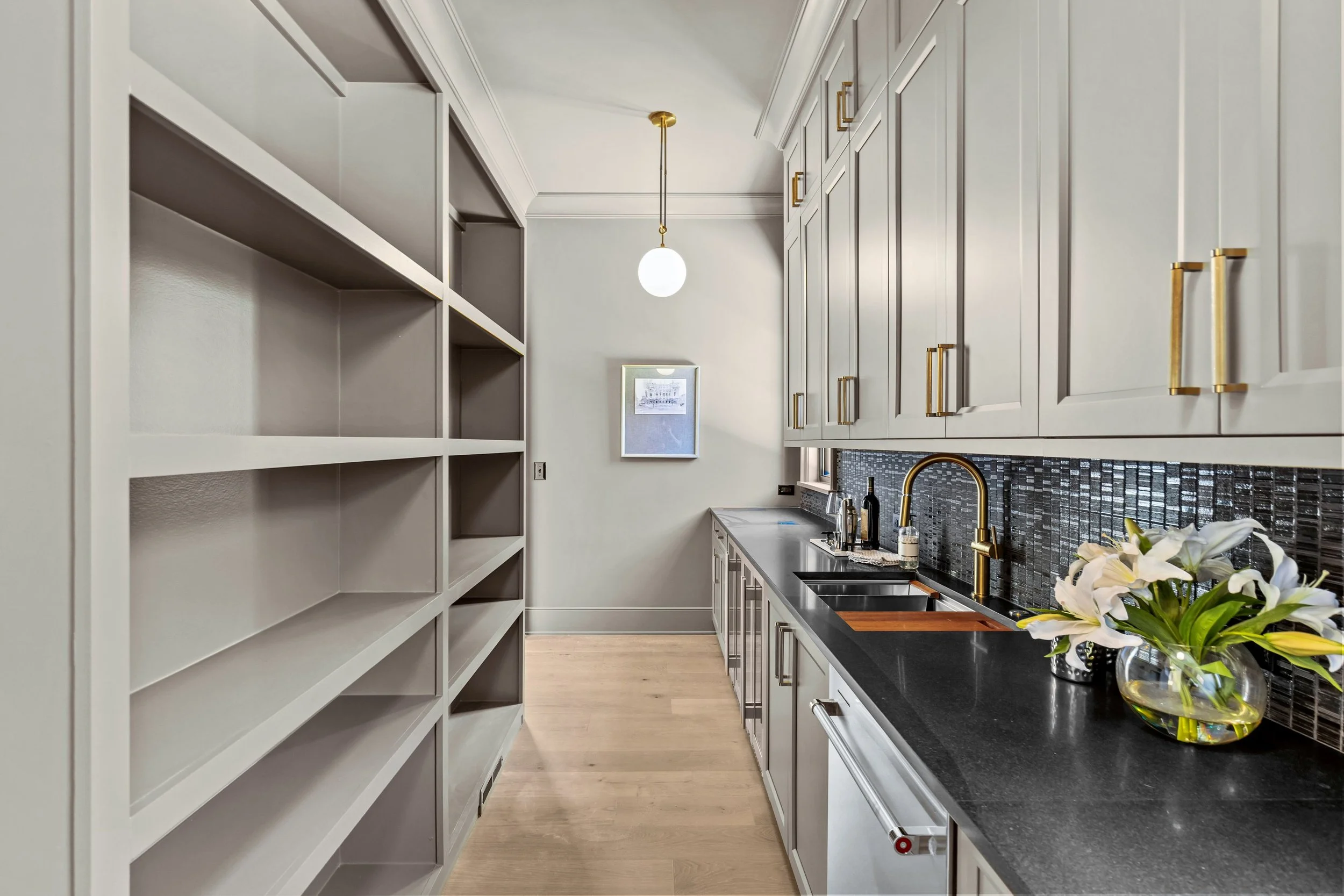 1321 Ferncliff Scullery.jpg
