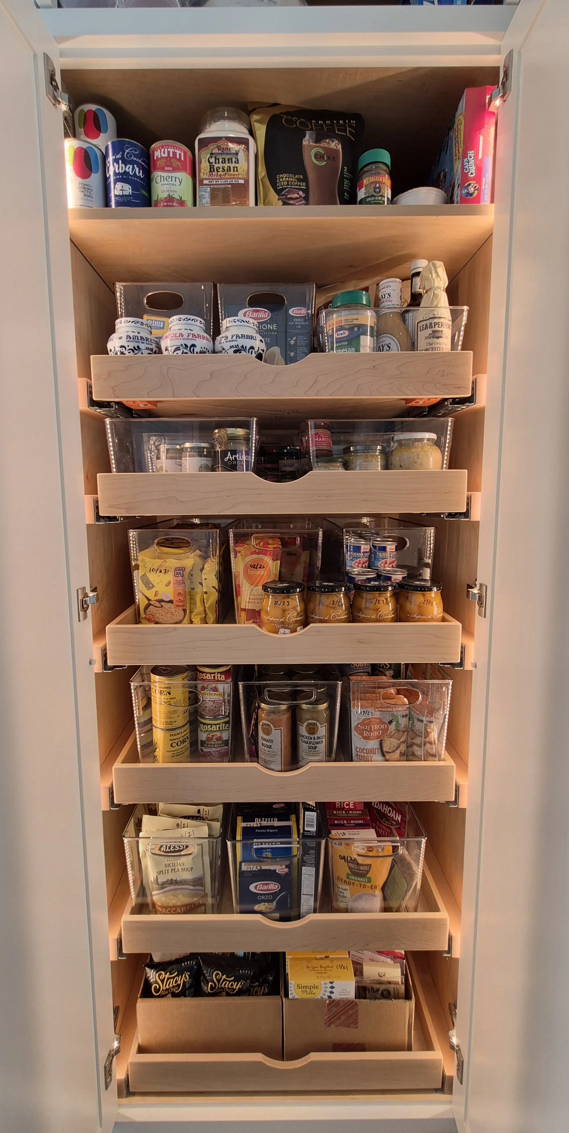Bella_Professional_Organizer_Ross_Pantry.jpg
