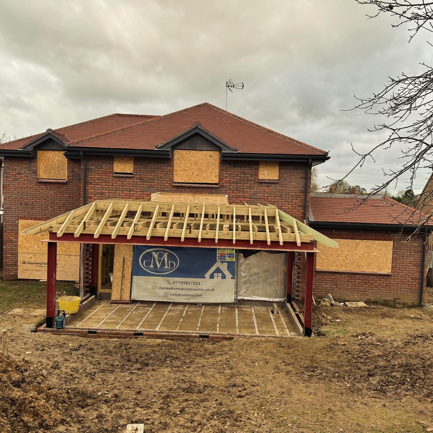 Hand cut pitched roof #carpentry #construction #surrey #handcutroofs #newbuild