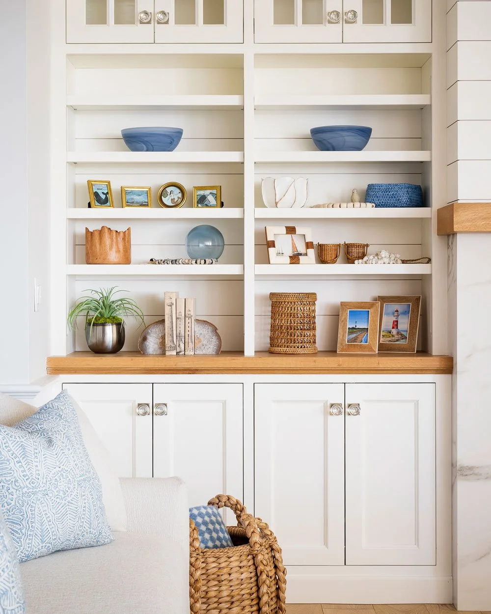 Living-Room-Decor-Shelves.jpg