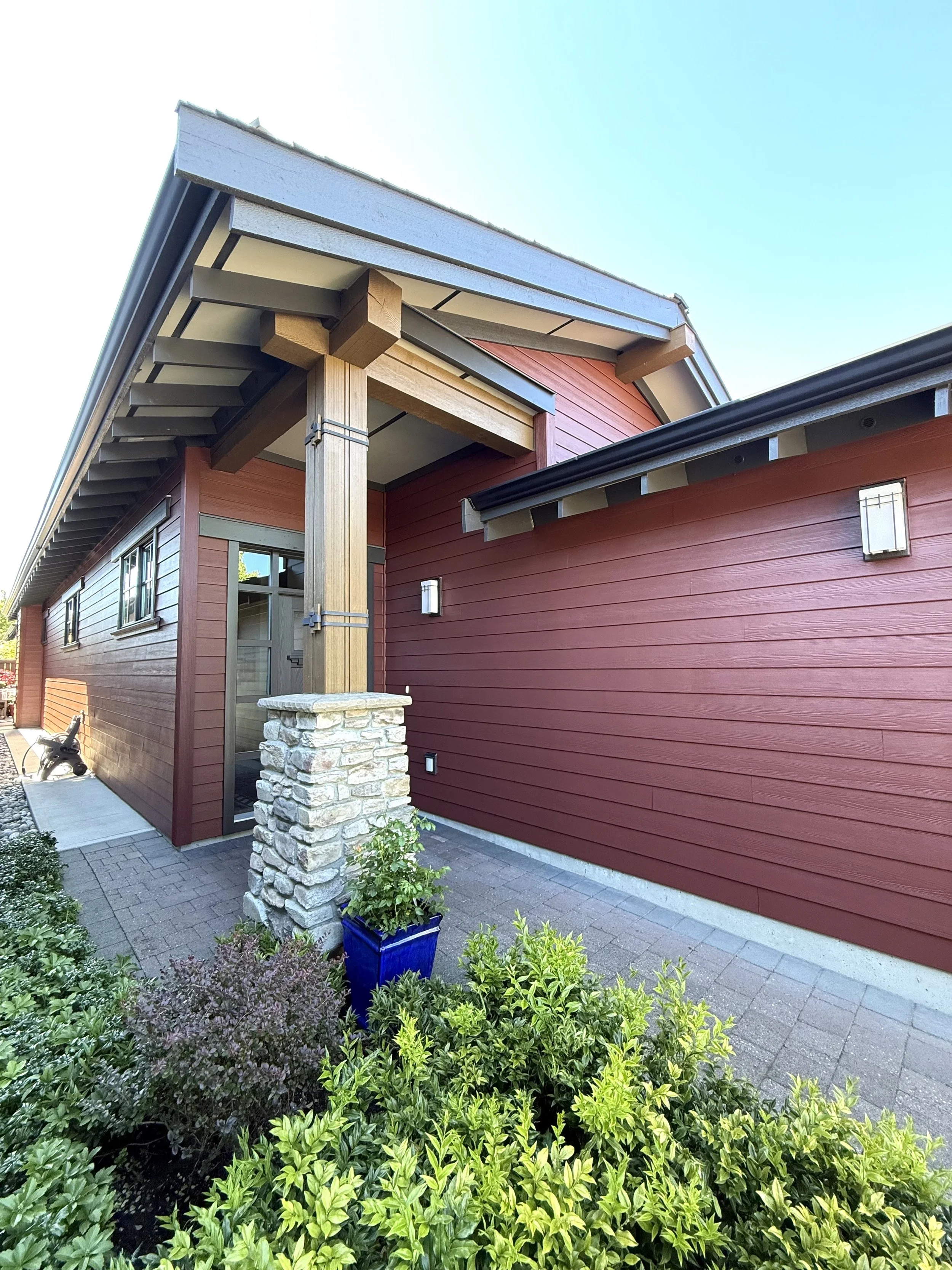 Rancher-Style Home - Tsawwassen