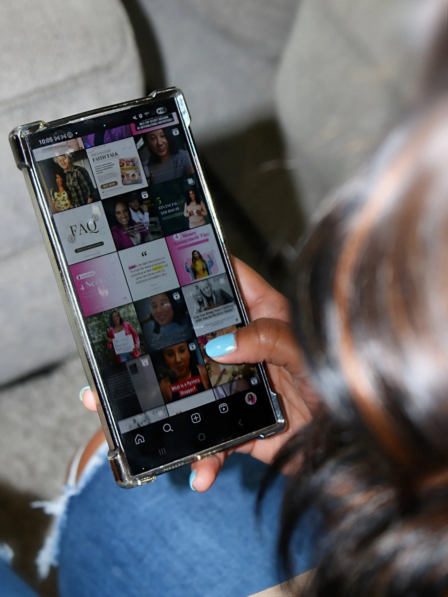 It is incredible how much impact social media has today. One post can inspire someone to try a new restaurant, book an appointment, or purchase something they never planned on getting!
Social media is where people have the opportunity to discover yo