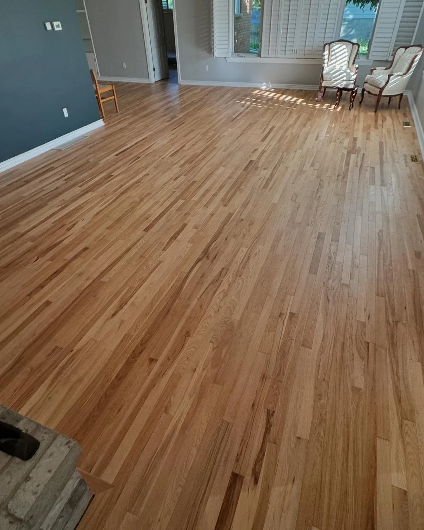 Contact us for a free Estimate! 
📲 437 998 7824 
🌐 EastYorkFlooring.Ca 
#flooring #flooringtoronto #torontorenovation #torontolife #torontoreno #vinylflooring #laminateflooring #flooringinstallation #floortiles #torontocontractor #torontorealestat