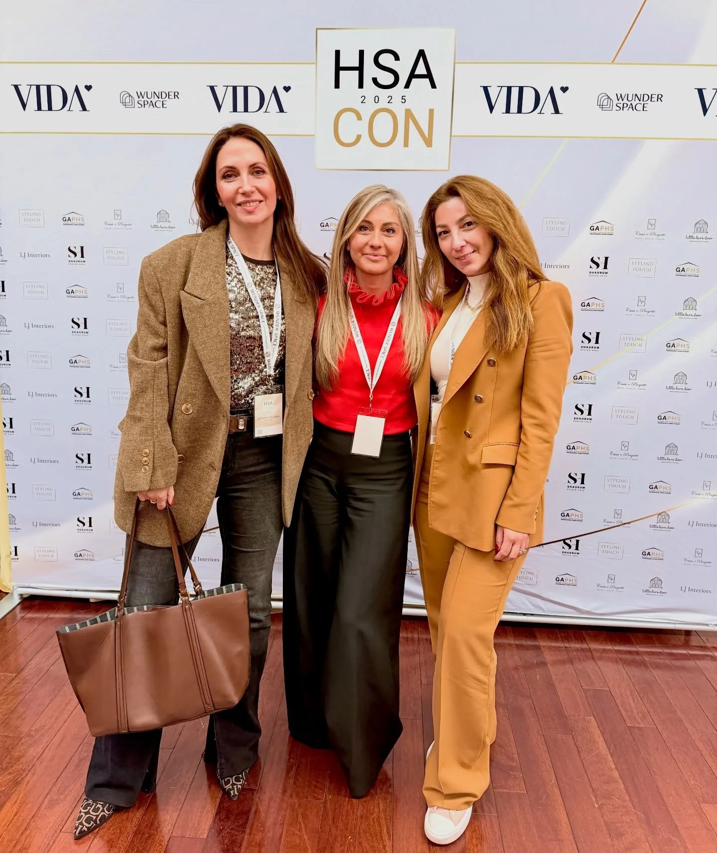 A moment to remember! 🤍
 Last night was fun and very informative, but the best thing was that I got to spend some time with friends I&rsquo;ve made along this journey. Friends who&rsquo;ve been there for the questions, the chaos, the laughs, and the