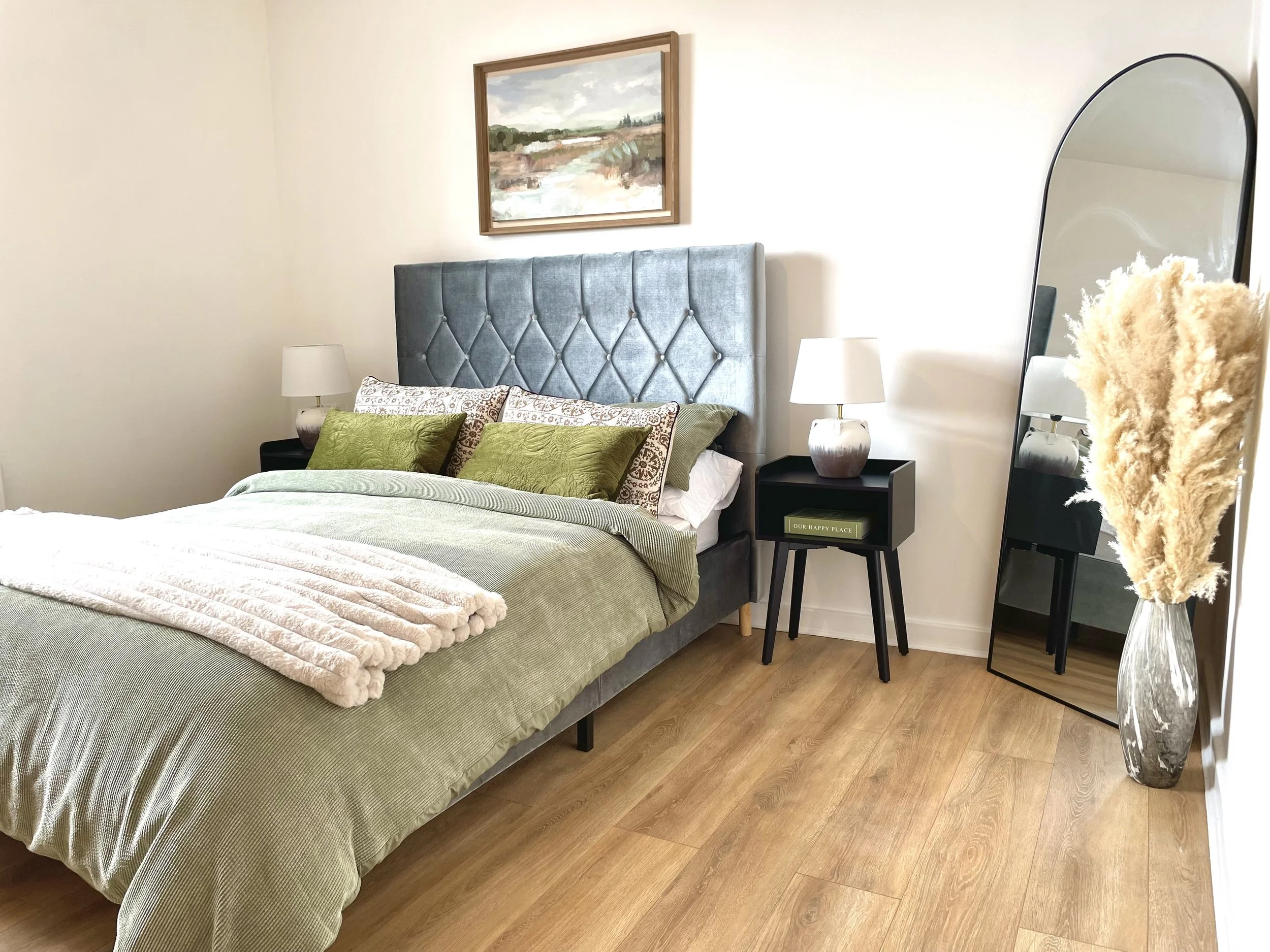 home-staging-bedroom-flat-for-sale-london-uk.jpeg
