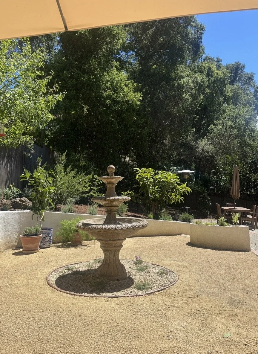 109 Fountain & Landsc.JPG