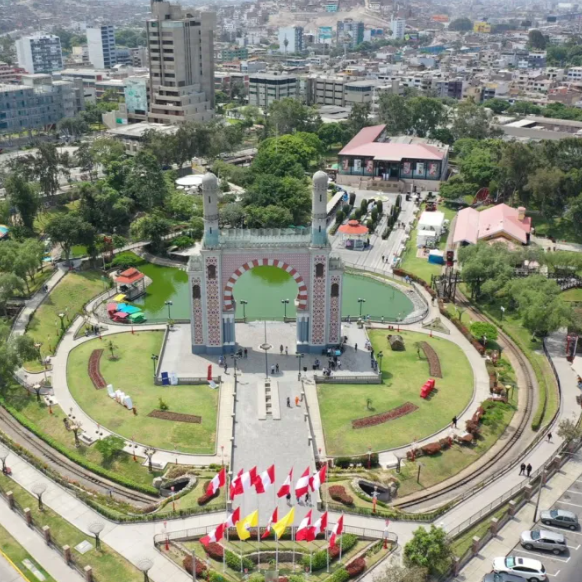 Lima, Peru with Kids: The Best Playgrounds + Parks in Santiago de Surco