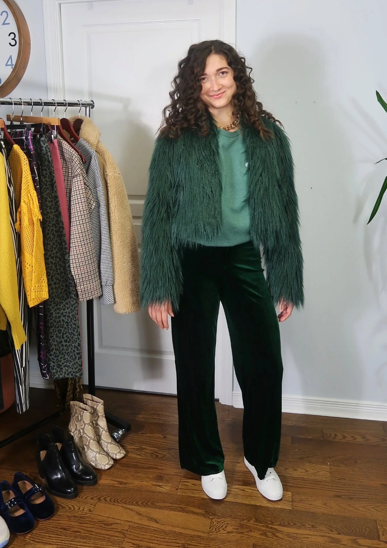 Ladies 5  MONOCHROMATIC.jpeg