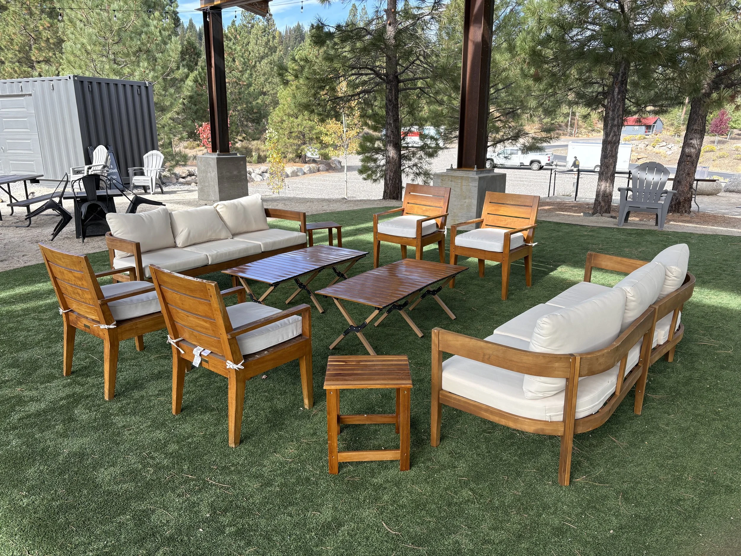 Lounge furniture rentals for Weddings and Events in Reno, Tahoe, and Northern California.