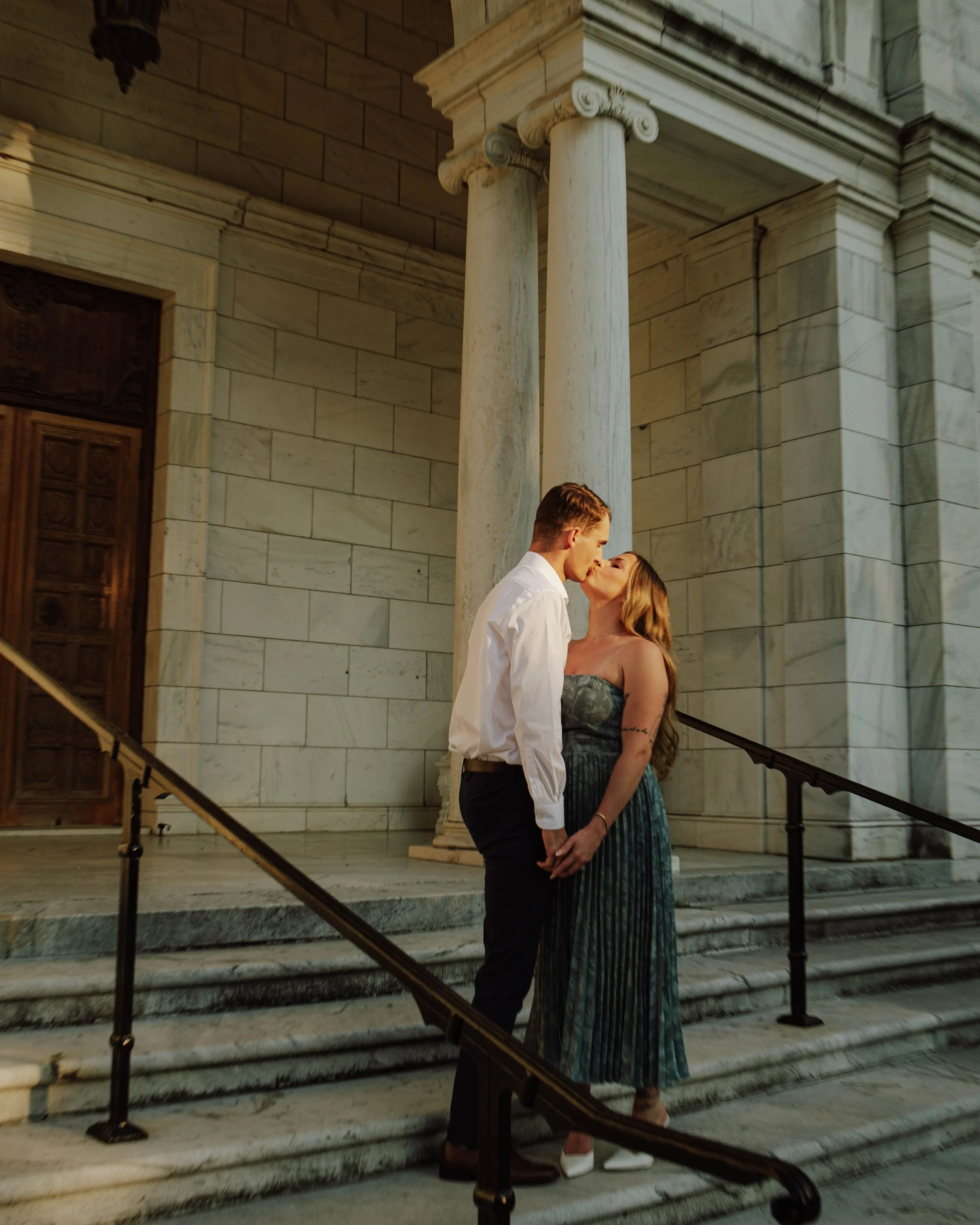 the Storms.

a dreamy engagement shoot in the summer heat at @brooksmuseum 

gosh how i have missed the feeling of capturing love in this way. so glad to be back! 🥹

. ݁₊ ⊹ . ݁ ⟡ ݁ . ⊹ ₊ ݁.

#memphis #memphisphotographer #memphisportraitphotographer