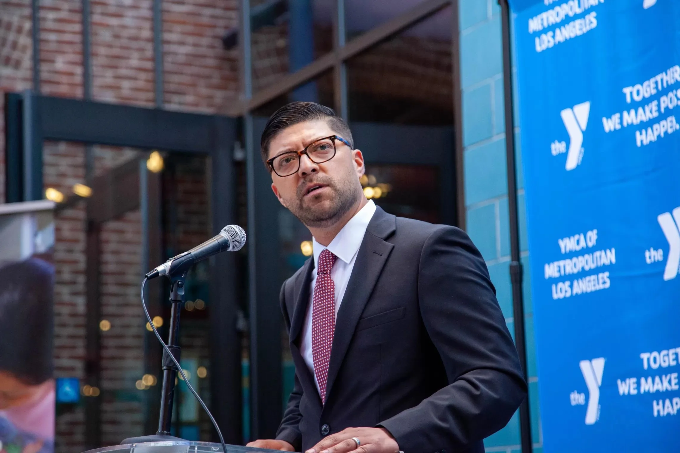 Victor Dominguez.jpeg