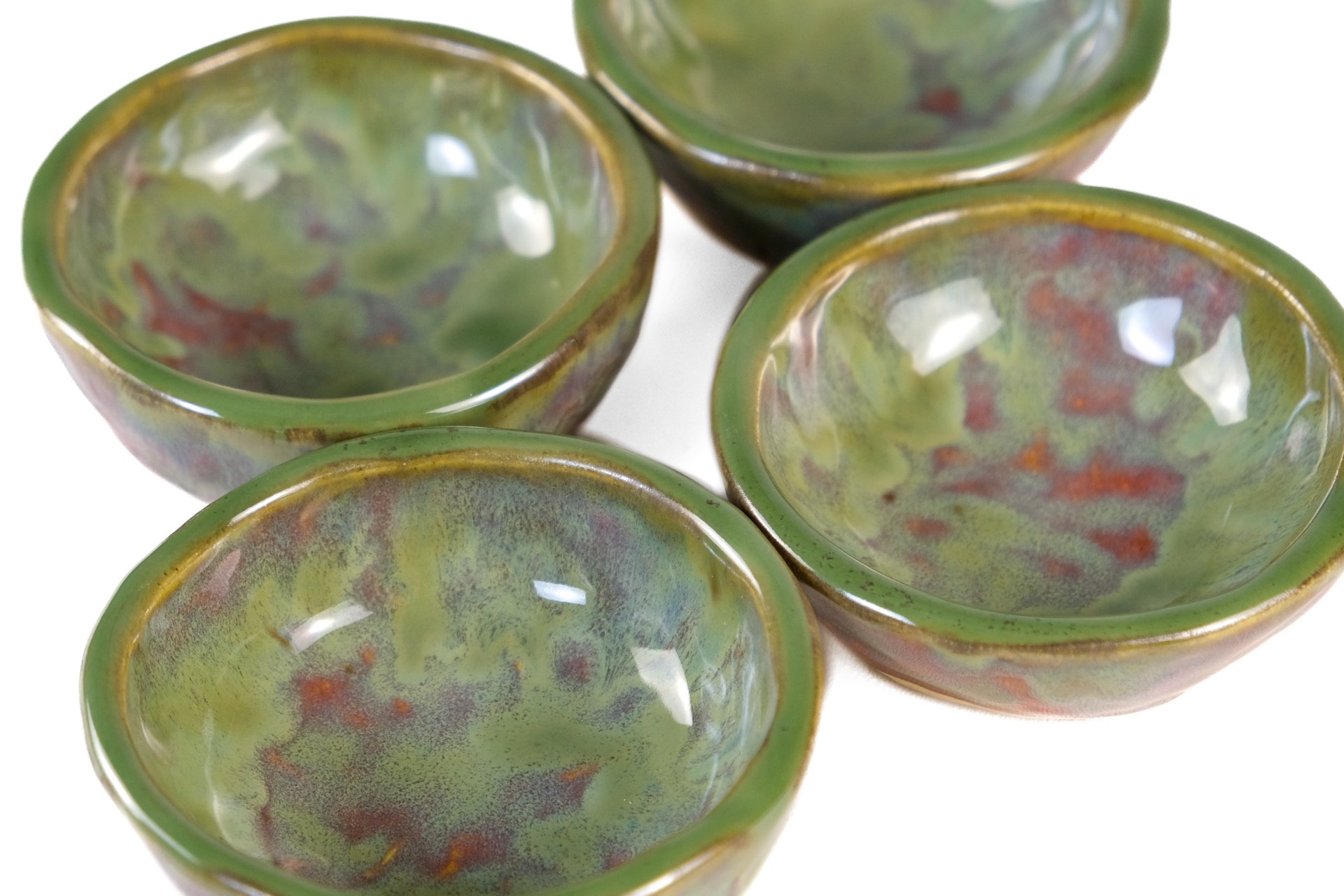 Red-And-Green-Bowls-Set-3.jpg