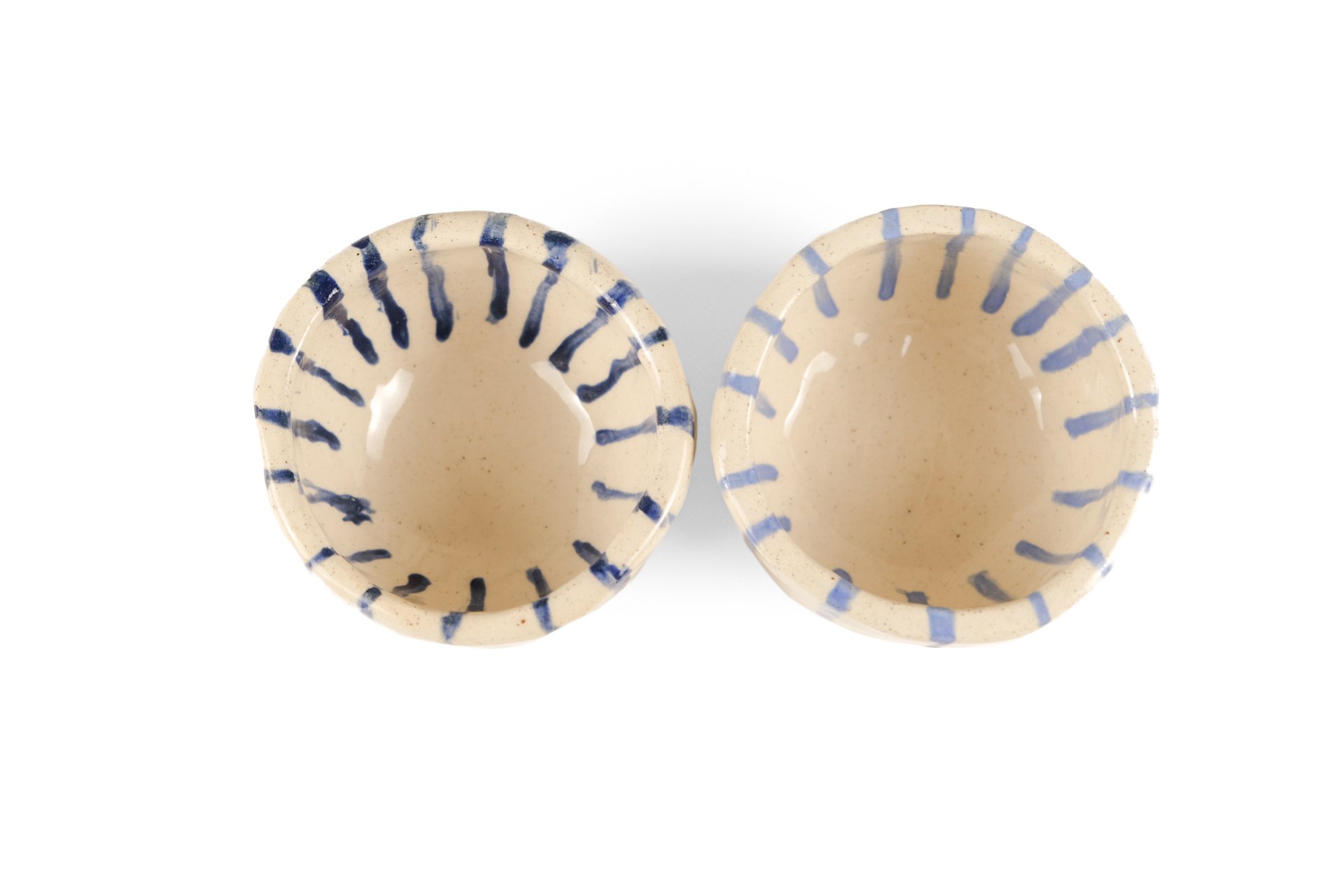 Salt-and-Pepper-Striped-Pinch-Pots-2.jpg
