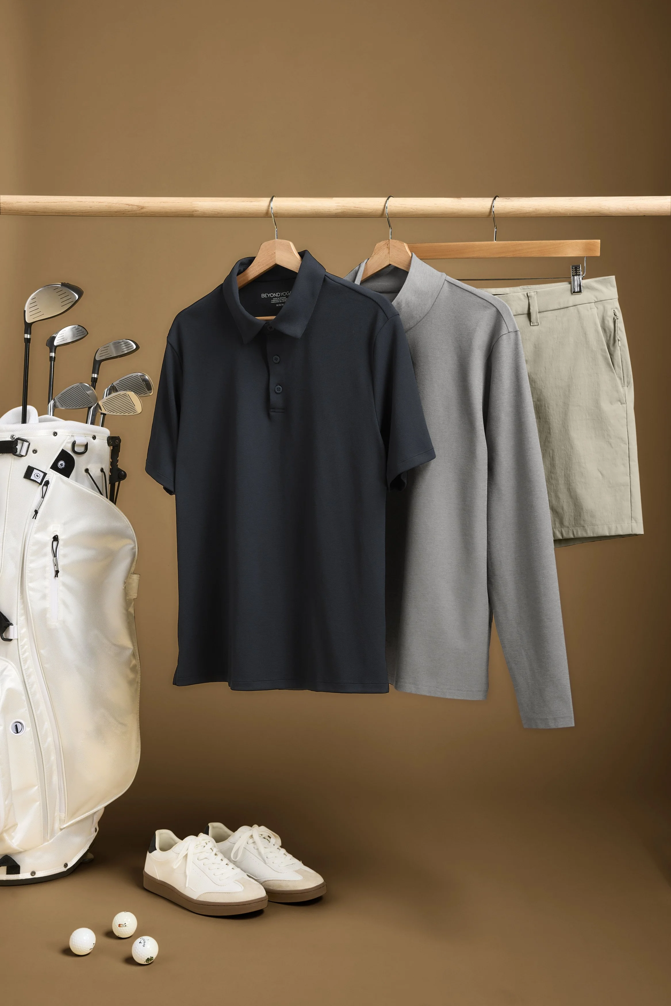 U26_F_MQ70033D_NCNVY_SD7971D_NCNVY_M C5179D_BARKK_85085.jpg