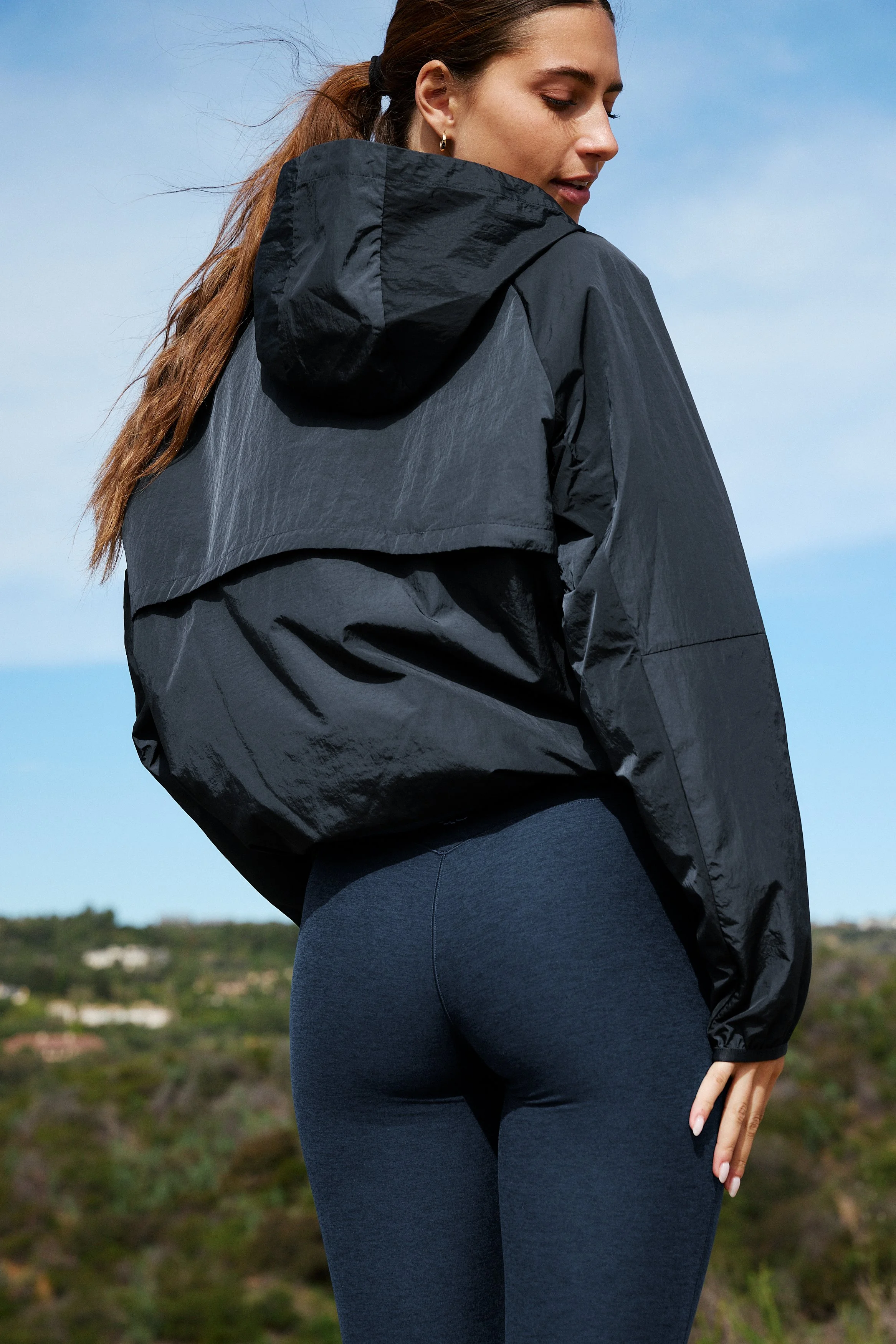 S26_LM6_O_NL2315_NCNVY_T_SD8353_WHTLT_B_SD3585_NCNVY__2559 (1).jpg