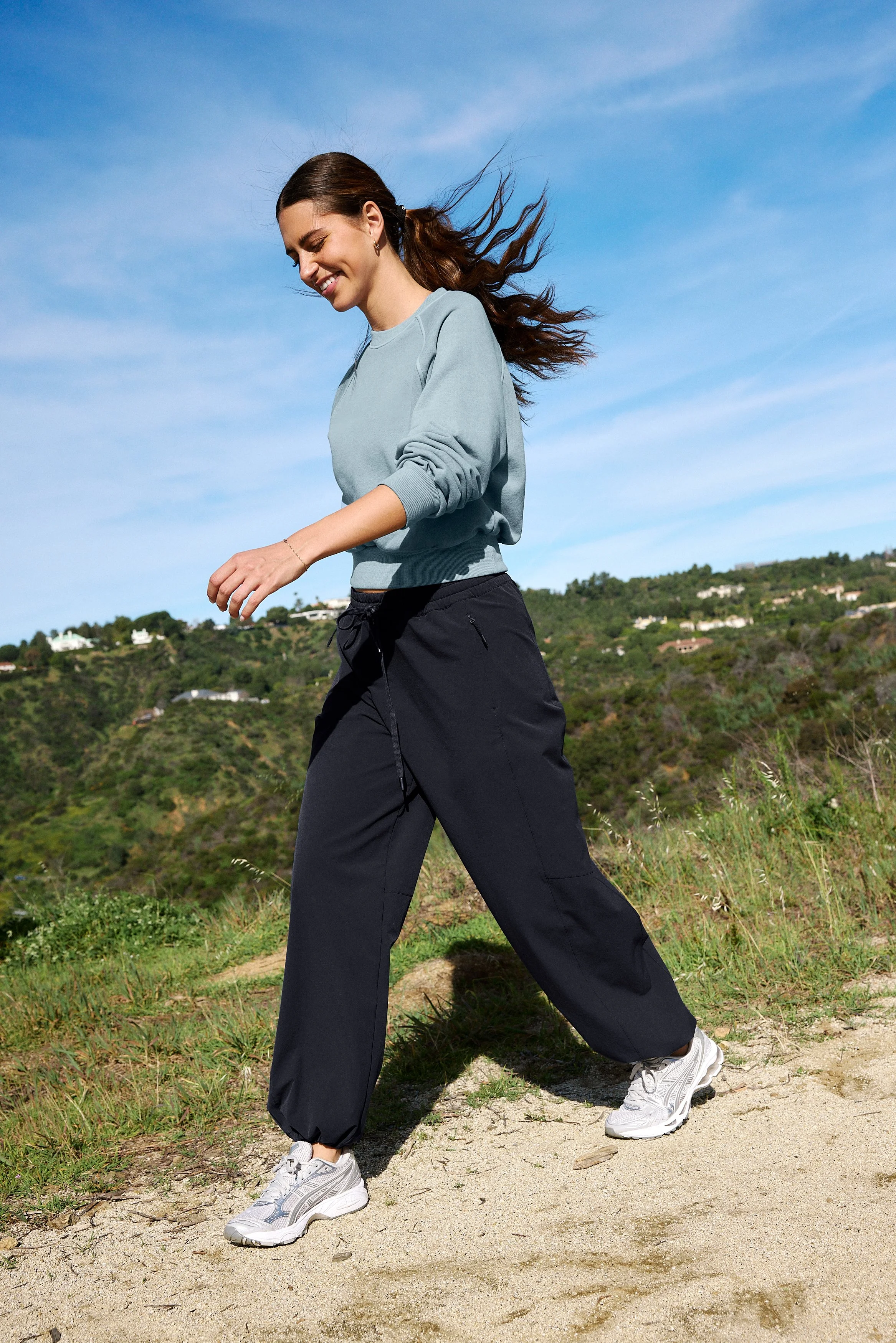 S26_LA2_T_GW70020_WSHAN_T_SD8353_NCNVY_B_WW1271_NCNVY__0029 (1).jpg