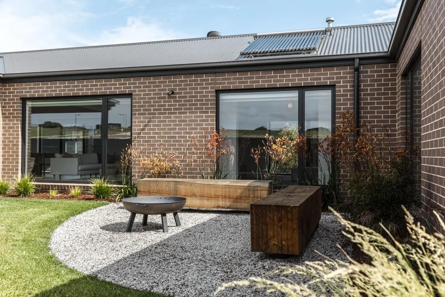 Looking to build and need some inspiration? Come check out the @bryanandpetersen display home, open this weekend Saturday &amp; Sunday 1.00 - 4.00pm 🏡