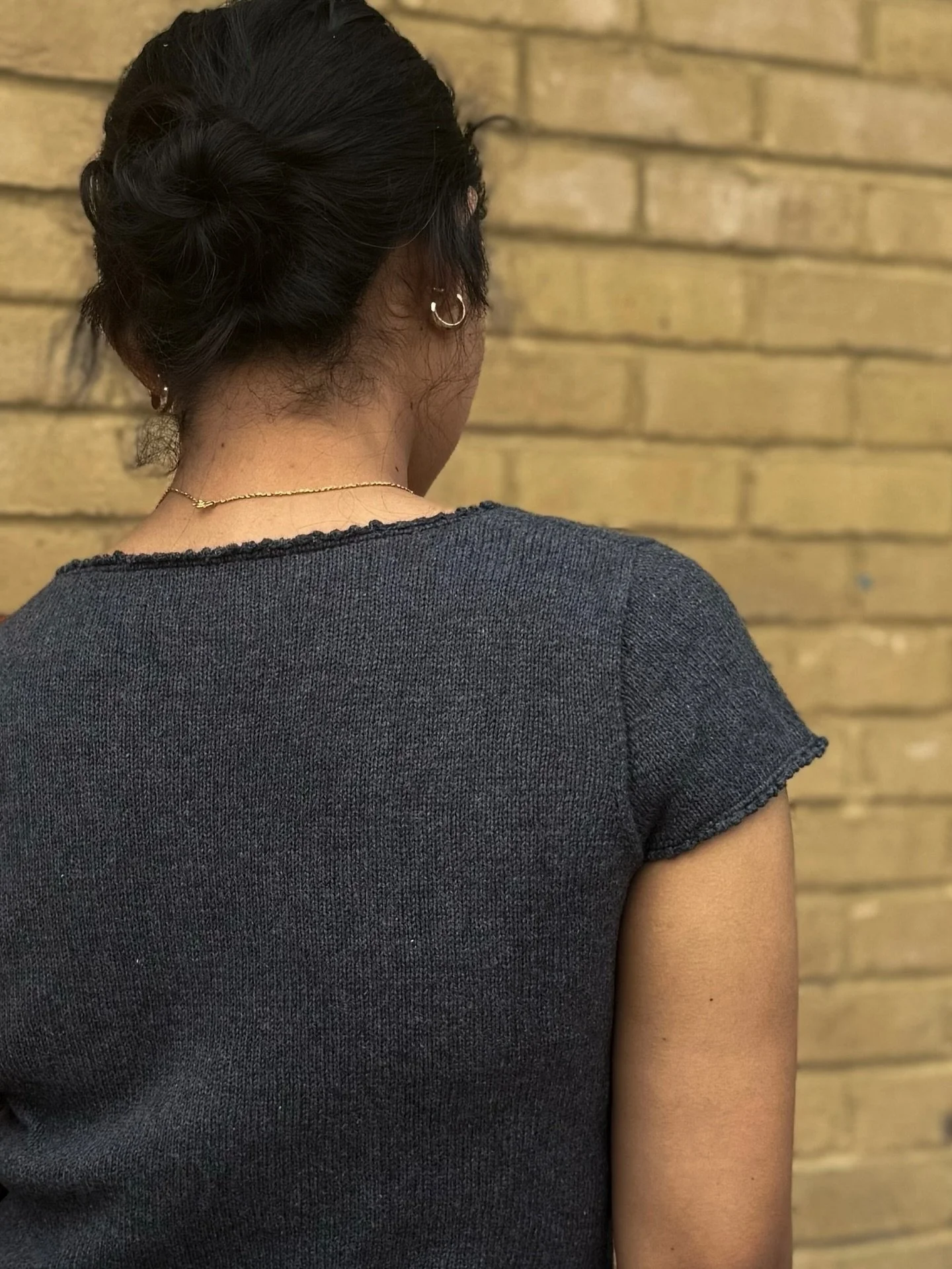 I&rsquo;m finally getting everything ready for the test knit of this top I designed last summer 🫣 Applications will open this Monday, 6th April.

#testknit #testknittersofyarnpond #testknittersneeded