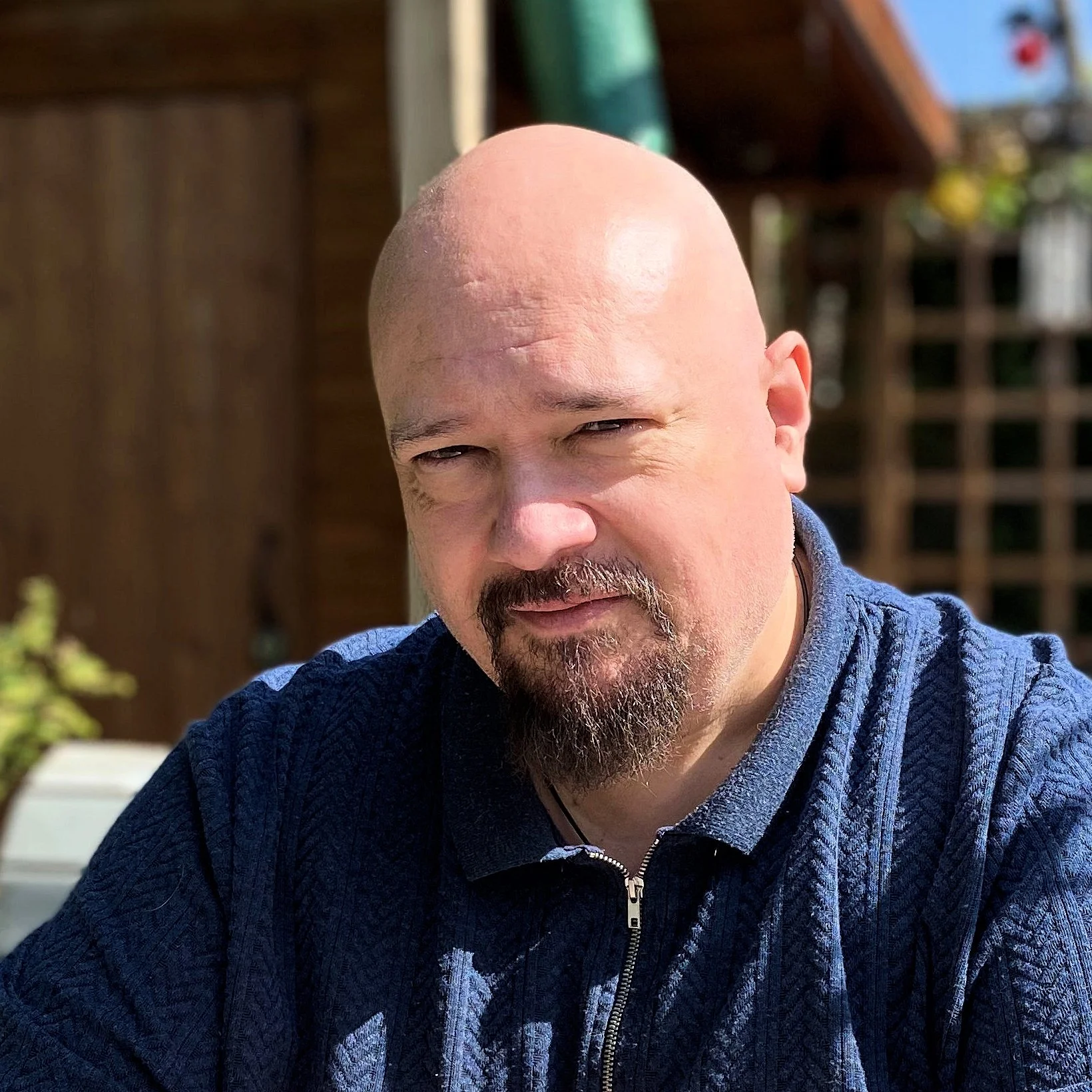 Paul MacEoghain at UHVProductions