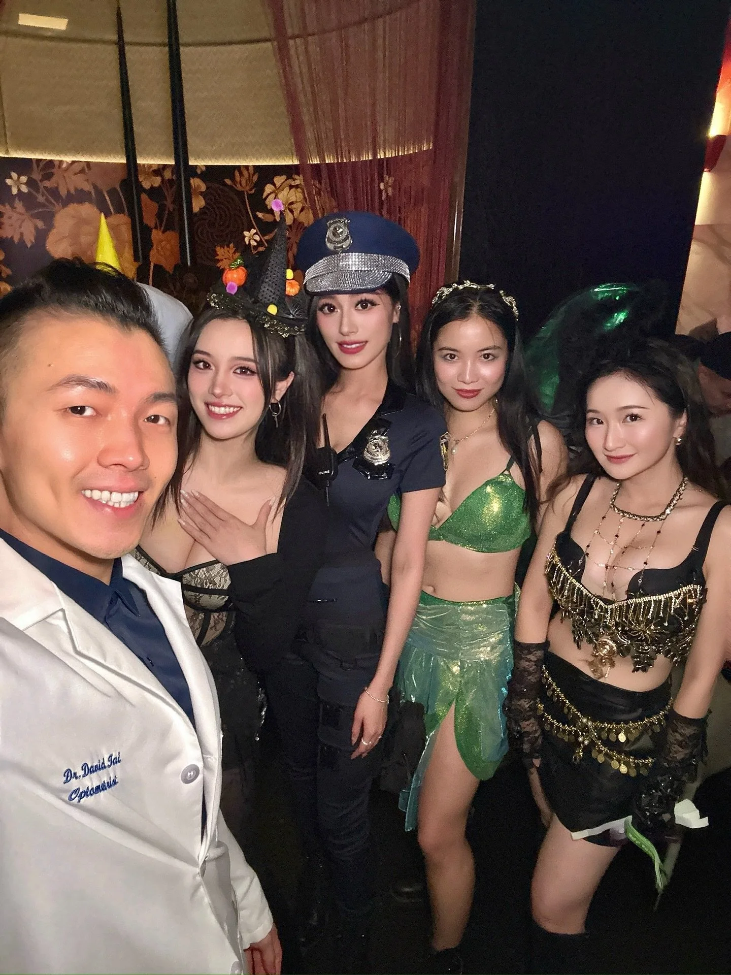 👻
Thank you all for coming in amazing costumes!
Great event hosted with @ftsany @nyu.tsa @columbiatsa @cbstba @sva_tsa @pratt_tsa @nygoddesses @chillfitrave @fushiminyc