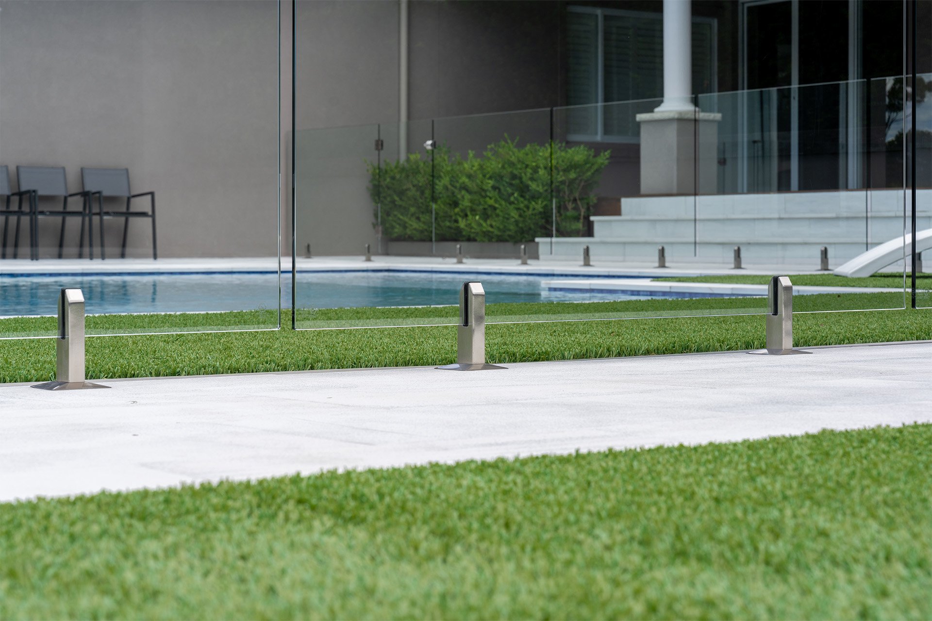 Slimline-Spigot_clearcoat-pool3.jpg