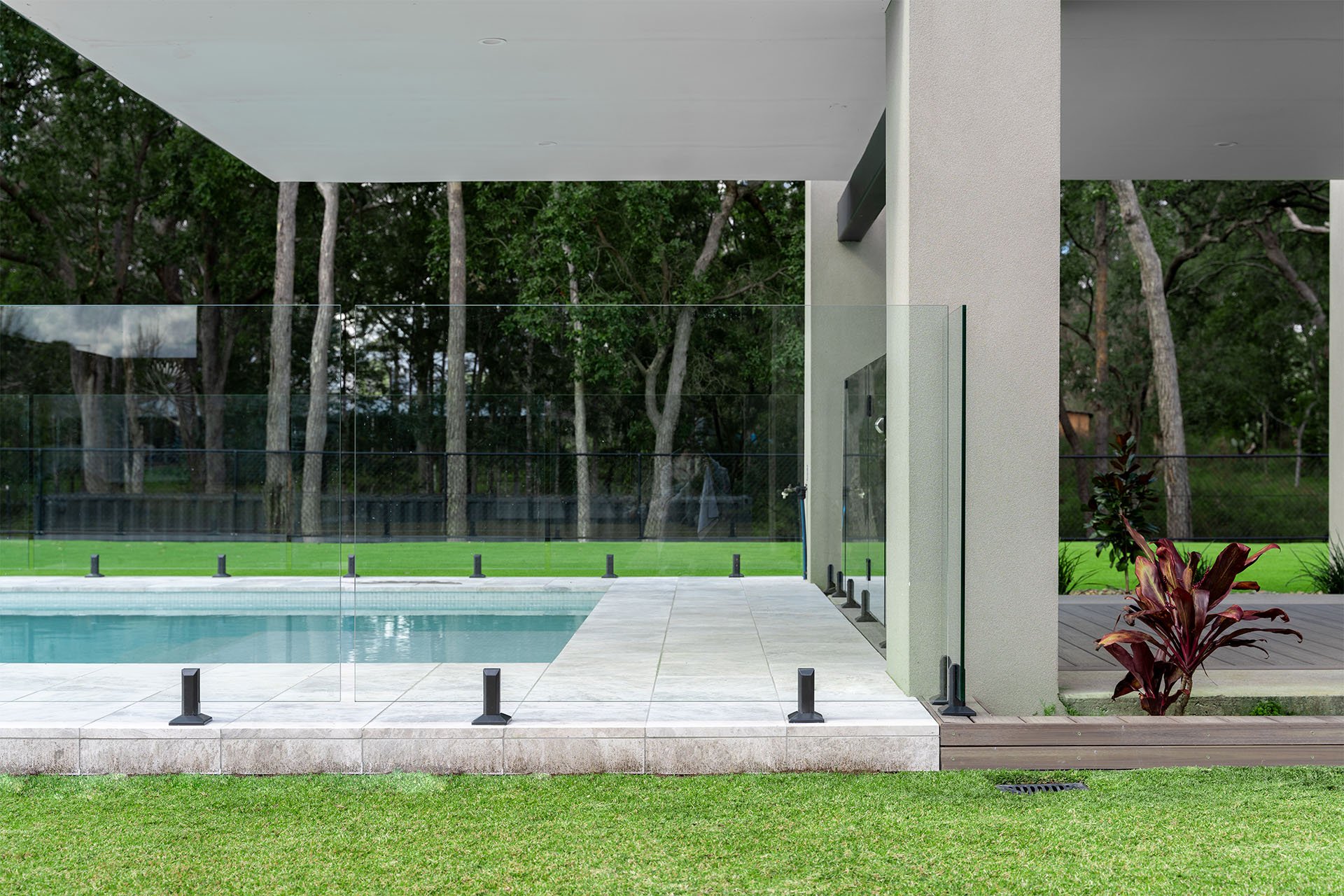 Coredrill-Spigot_monument_pool2.jpg