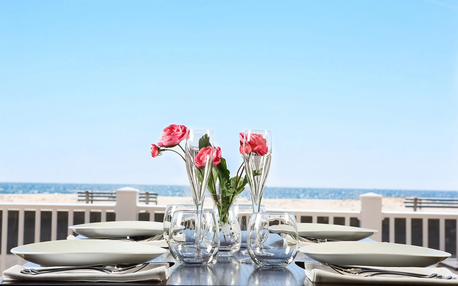 SeaSalt-Table-Ocean-View-1-reduced.jpg