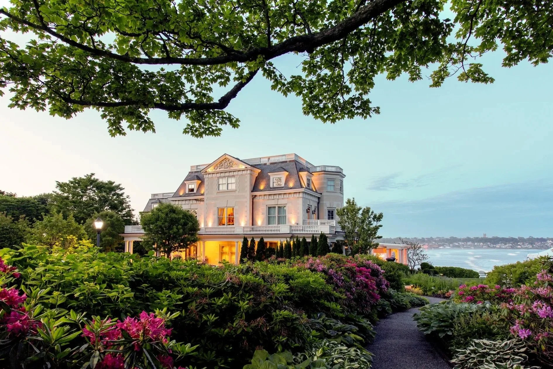 Where to Book a Romantic Weekend on the East Coast This Summer