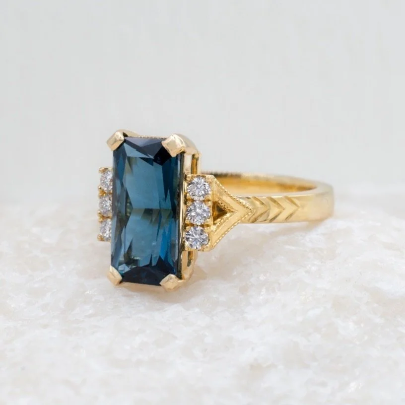 Presenting &ldquo;Oro nell&rsquo;oscurit&agrave;.&rdquo; 

Which translates to &ldquo;Gold in the darkness.&rdquo;

Jewellery isn&rsquo;t just about the materials, it&rsquo;s a way to wear a memory, a milestone, or an identity. Every custom-made piec