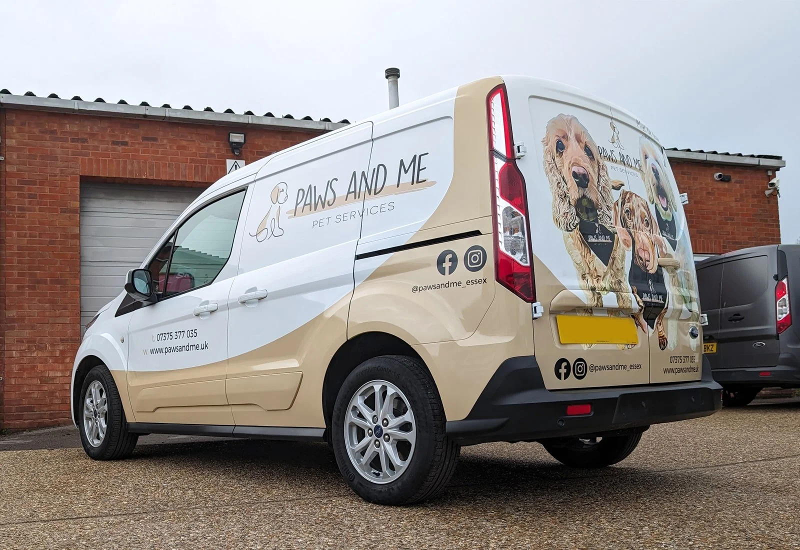 Vehicle Graphics ❯