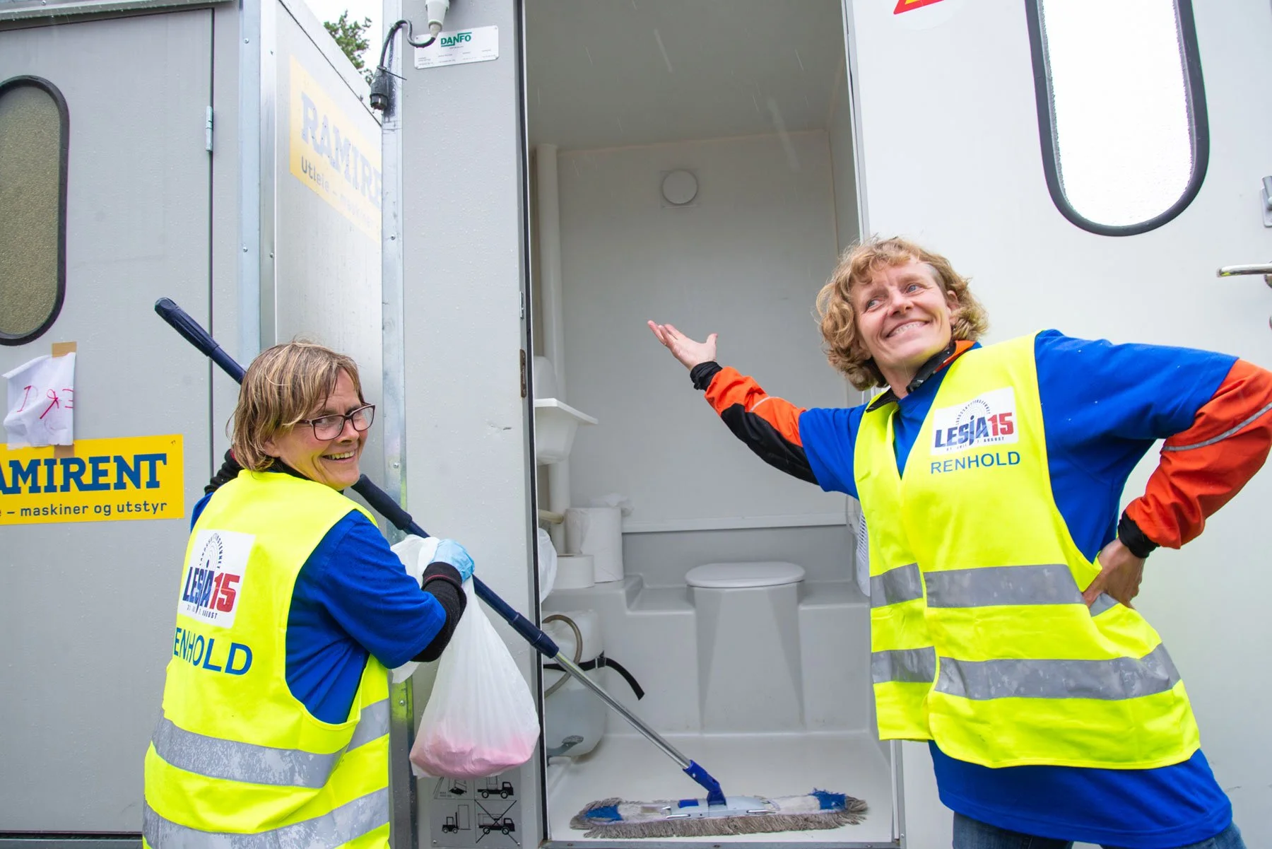  Frivillige i 2015, Irene Amundgård og Kari Enger  