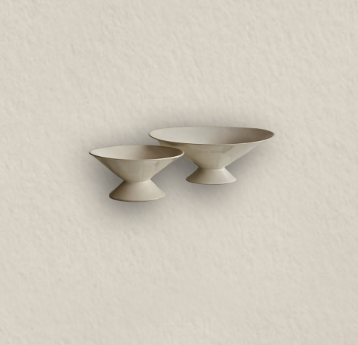 Ceramic Pedestal Bowl - Salt