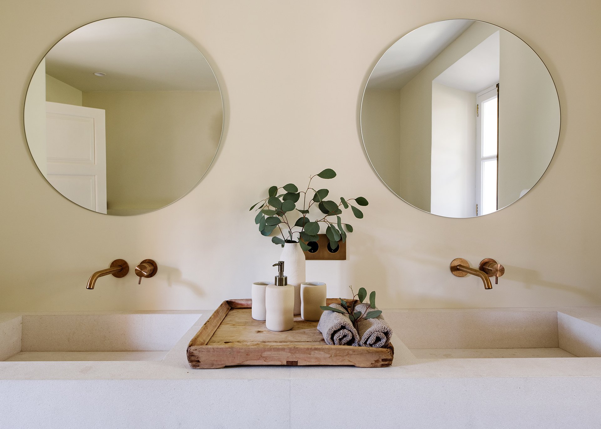 Four double bedrooms furnished with bespoke furniture, luxurious bedding and unique design pieces. All have fabulous mountain and village views with en-suite stone, slate and marble shower rooms.