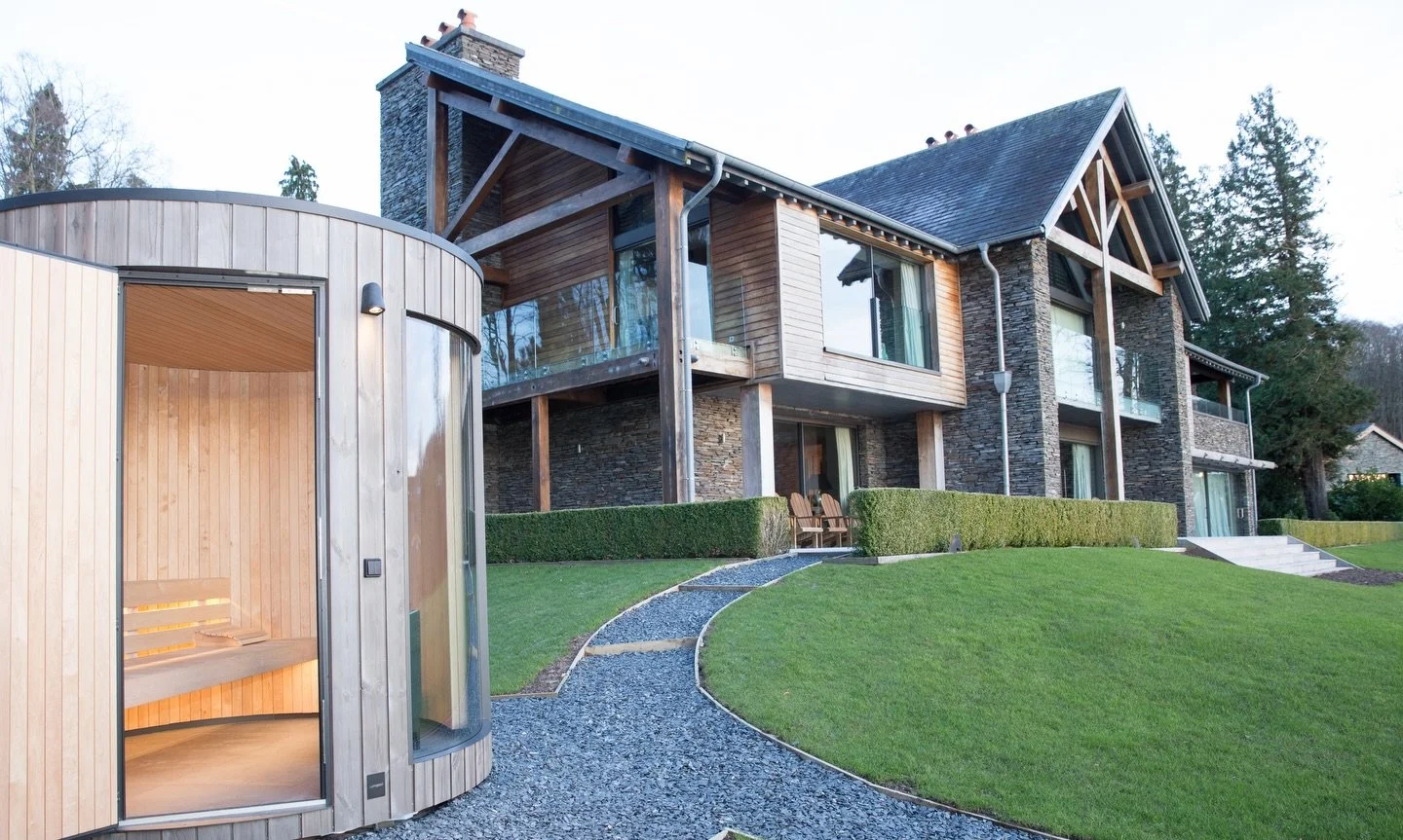 You, me, lakeside wellness retreat?
 
We&rsquo;ve recently unveiled a private lumipod gym, equipped with Peloton bike, cross trainer, rower and free weights, and separate 4-seater sauna. Both set with the backdrop of lake views and providing a serene