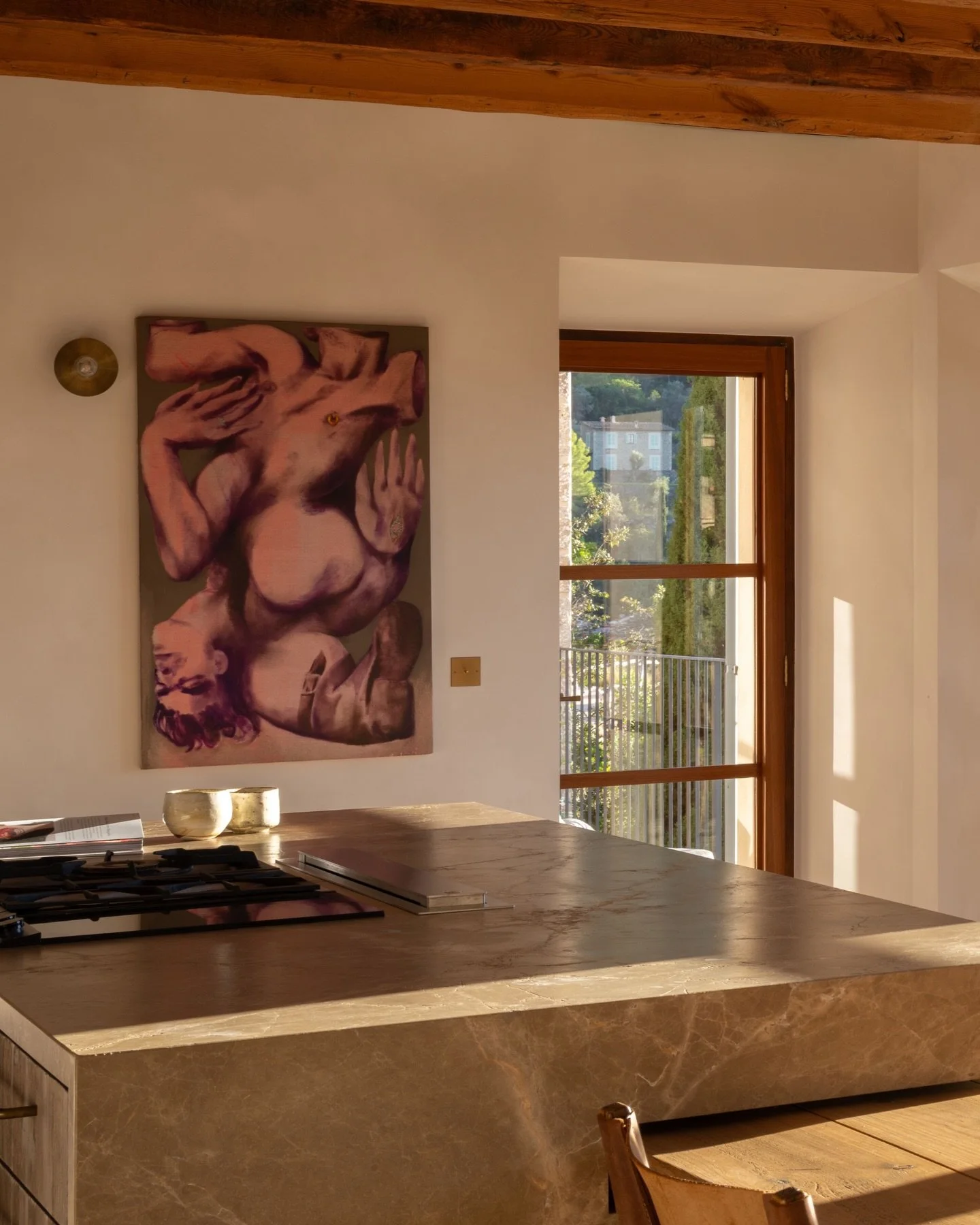 Vibrant, curated artwork at every turn...

Experience it for yourself with a month-long stay at Sa Milana in Dei&agrave;, Mallorca. Head to simonescapes.com for further information. 

#artcuration #artfulliving #artfulinteriors #designledhomes #luxur