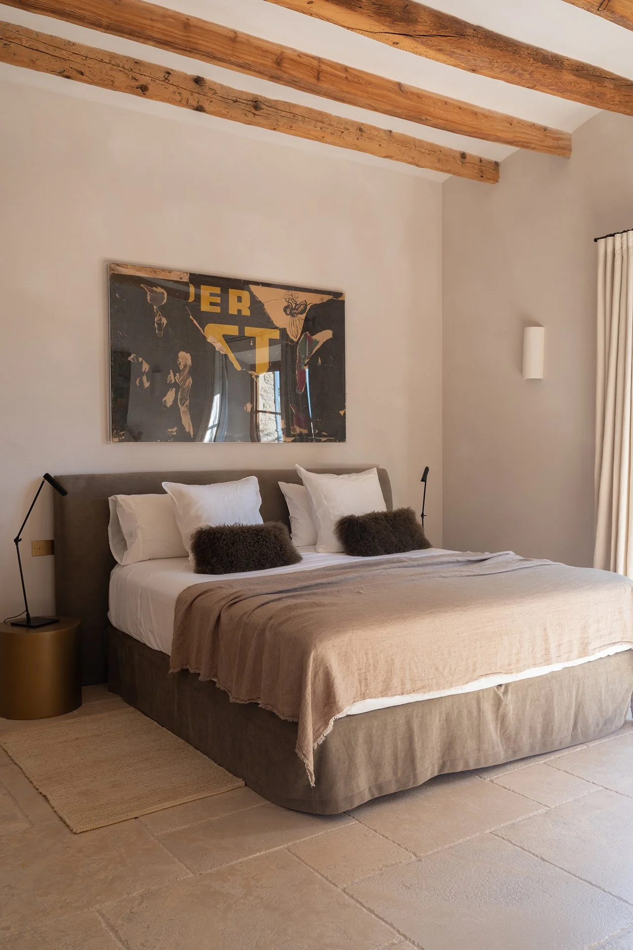 Four luxurious double bedrooms, set over 2 floors and furnished with bespoke furniture, sumptuous linens and unique design pieces.