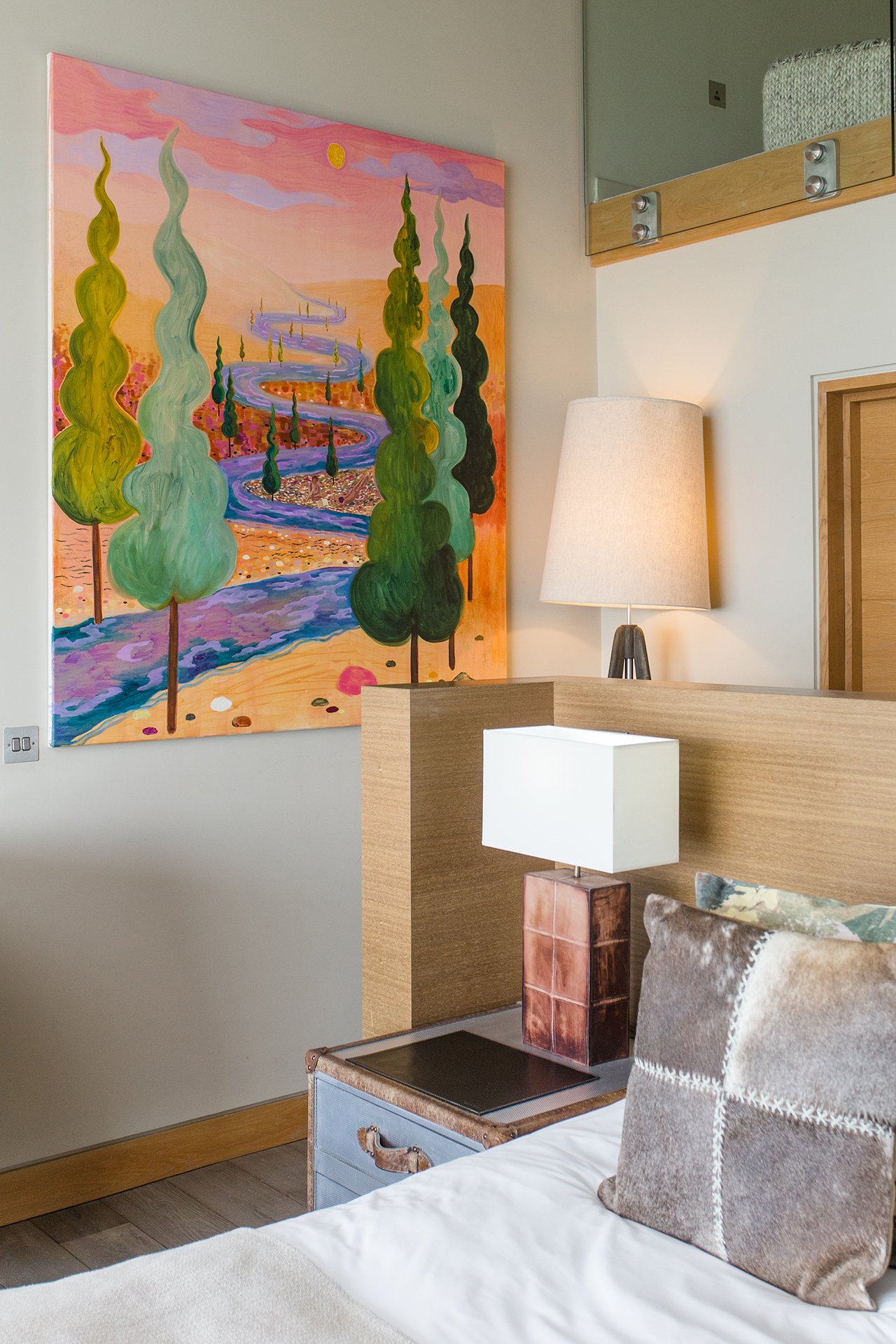 Sitting on the shore of Lake Windermere, Grey Gables is an impressive and luxurious Lakeland-stone home with incredible curated art collection. 